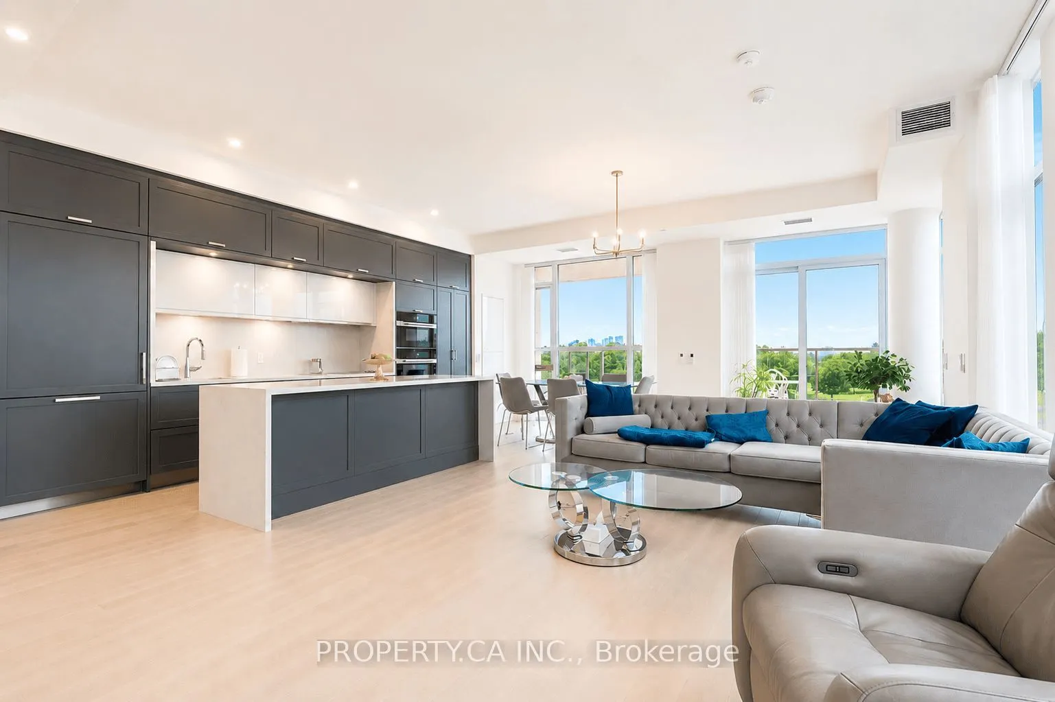 399 Royal Orchard Boulevard #422