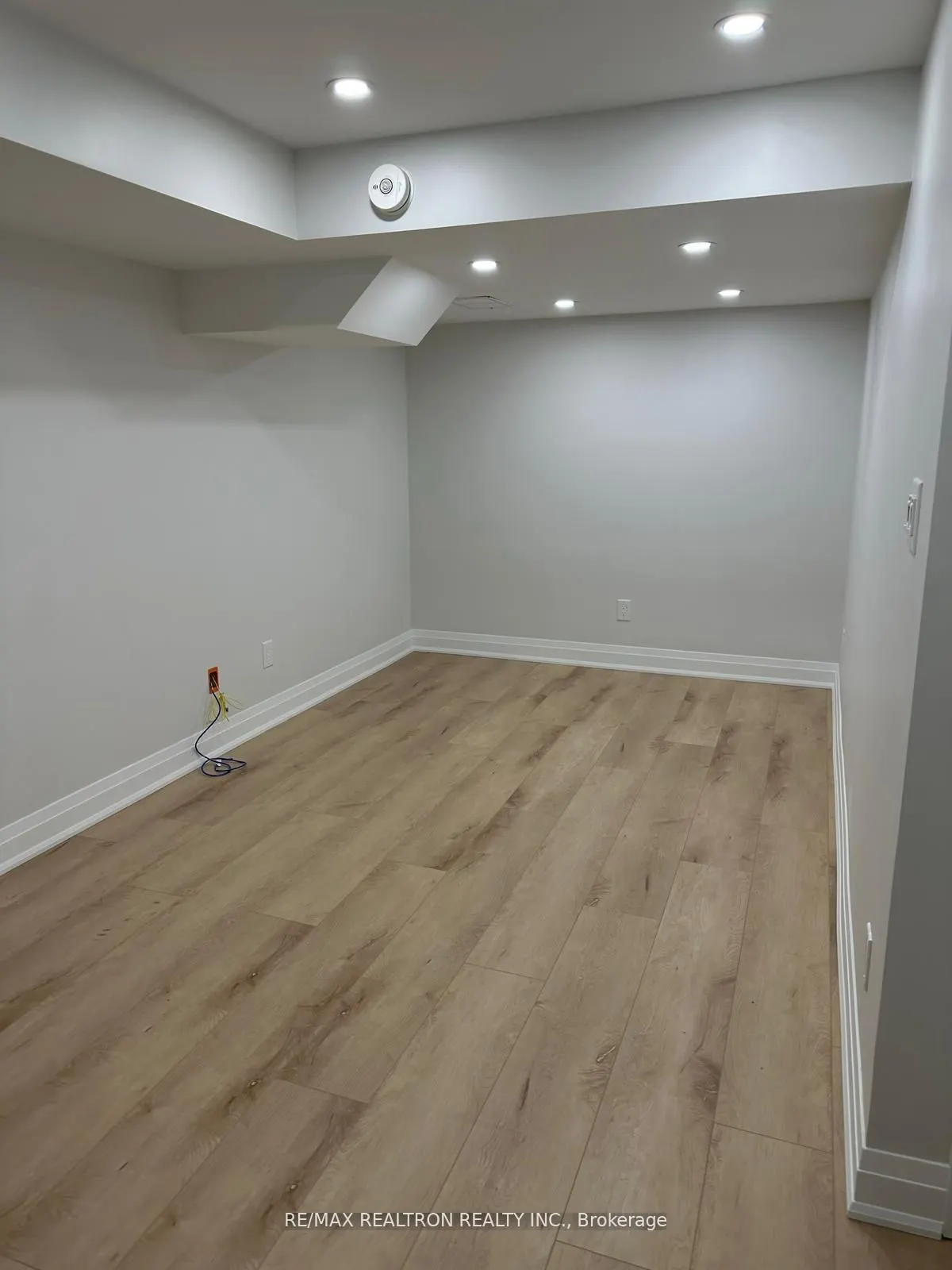 5 Elderslie Crescent #Bsmnt