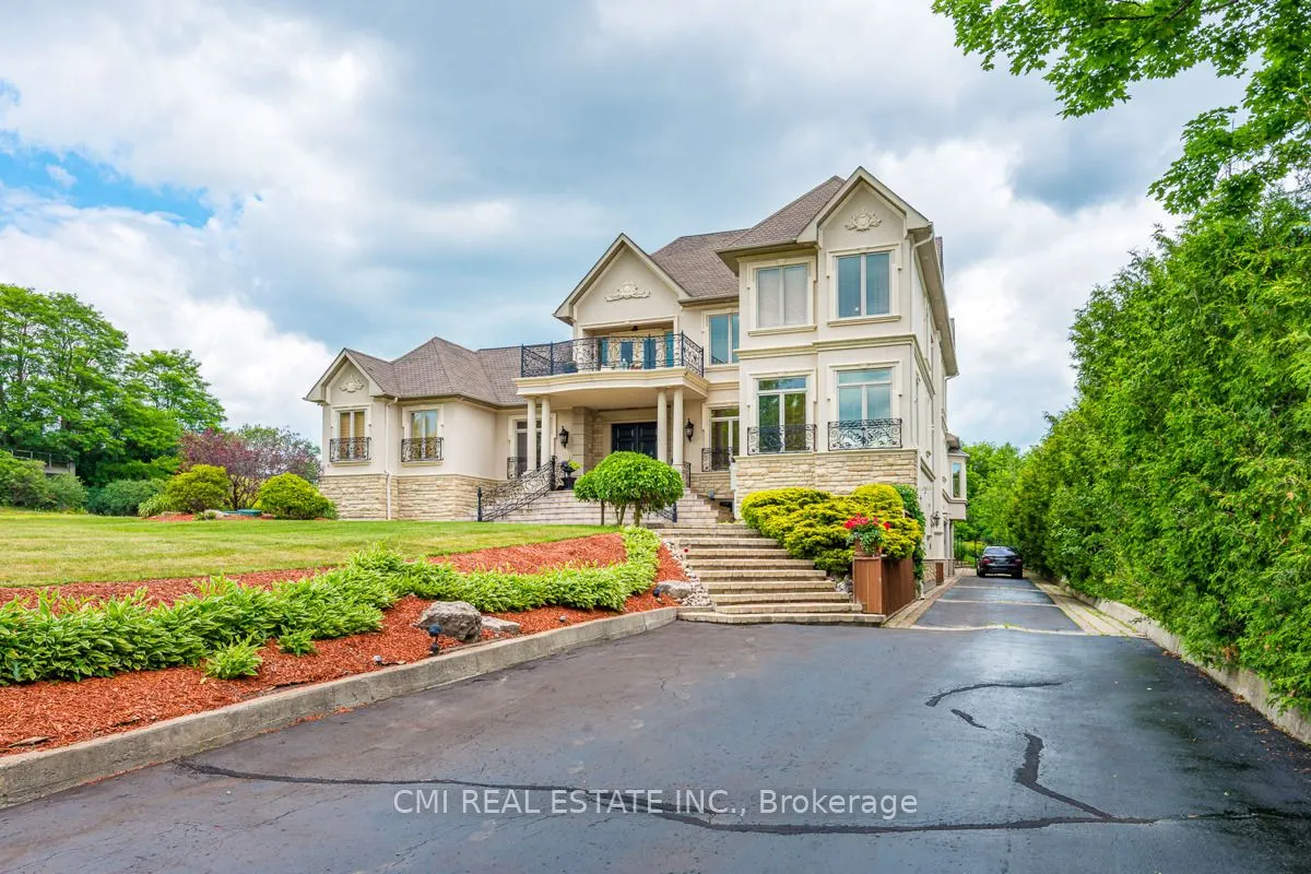 776 Woodland Acres Crescent