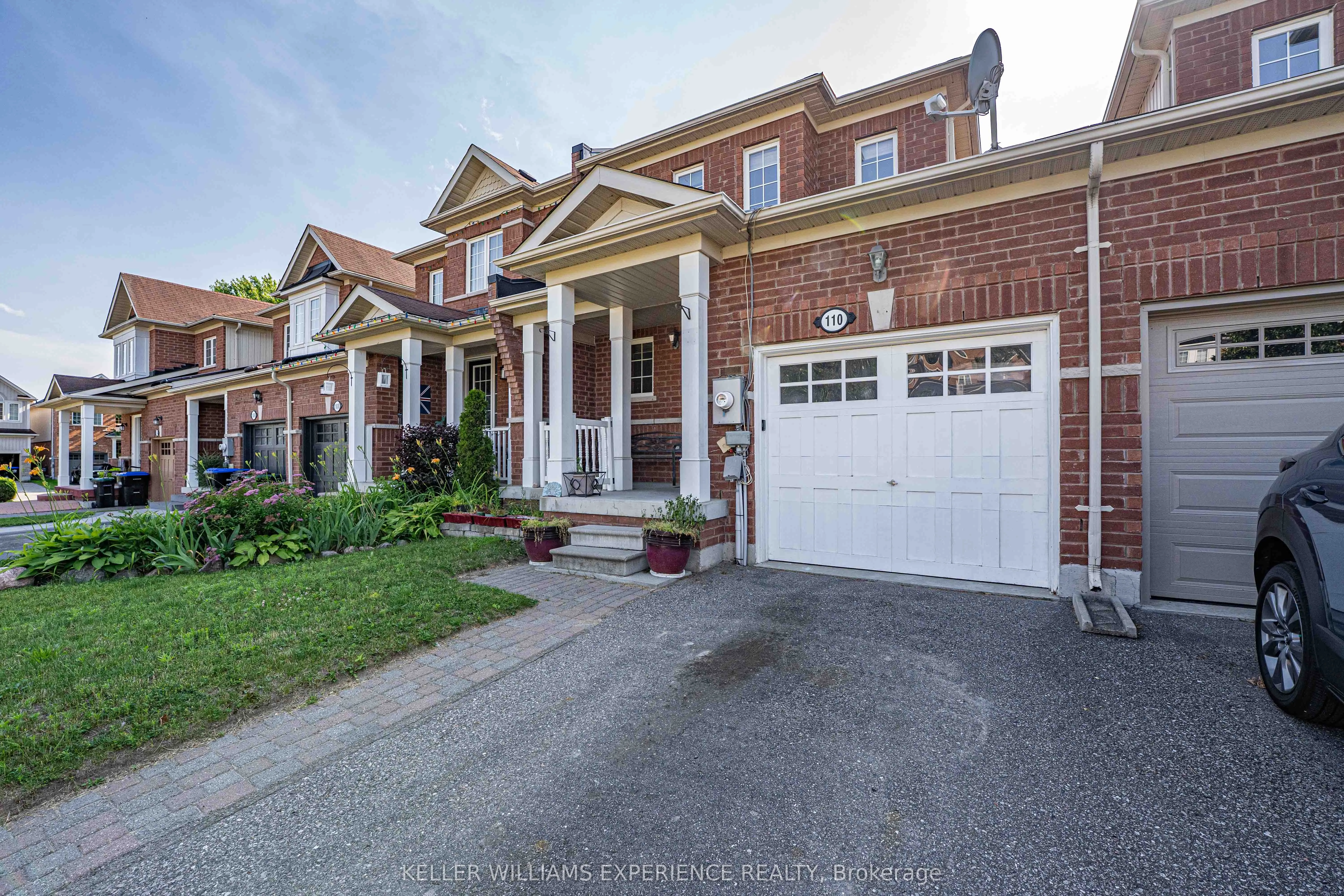110 COLLIER Crescent