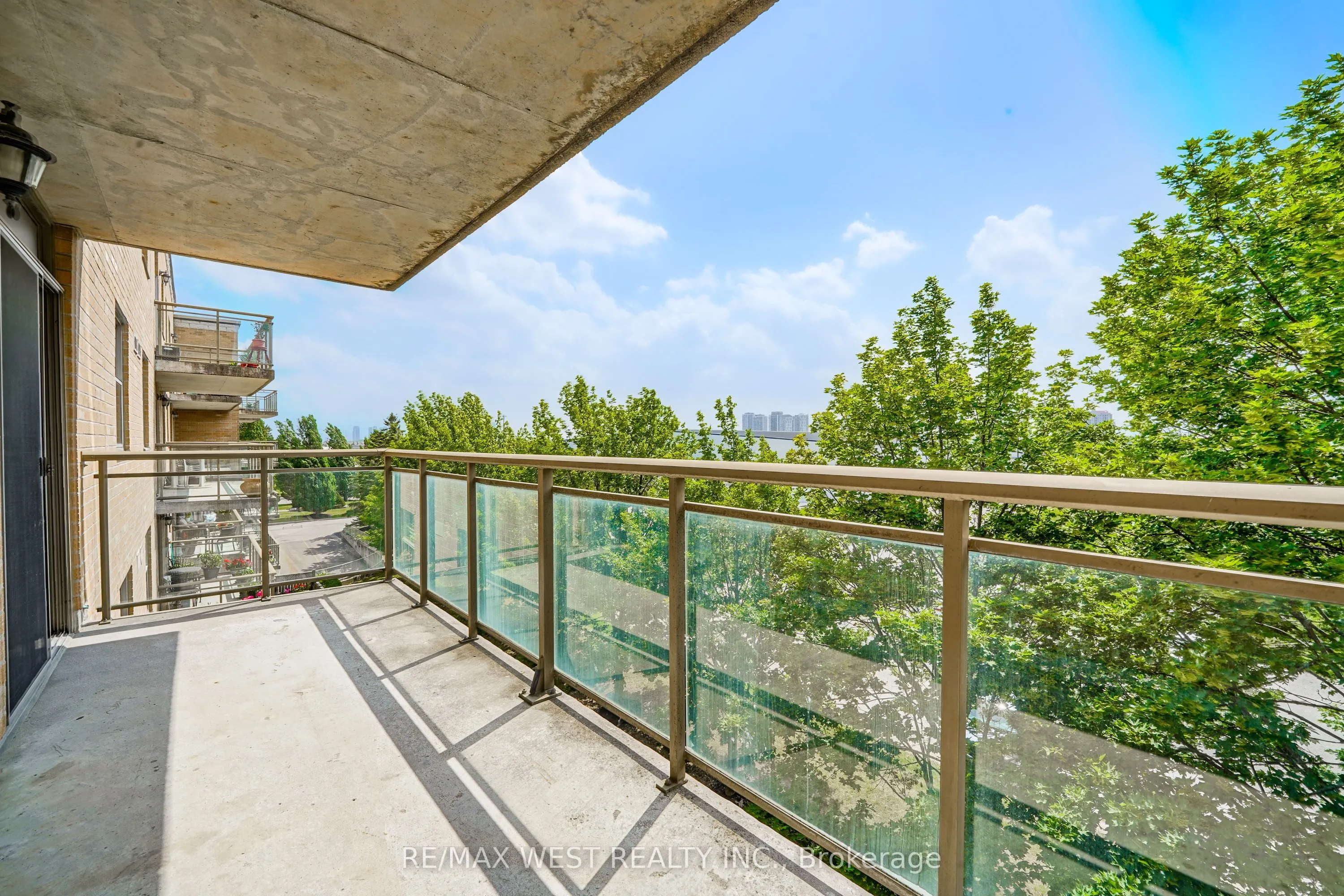 2506 Rutherford Road #414
