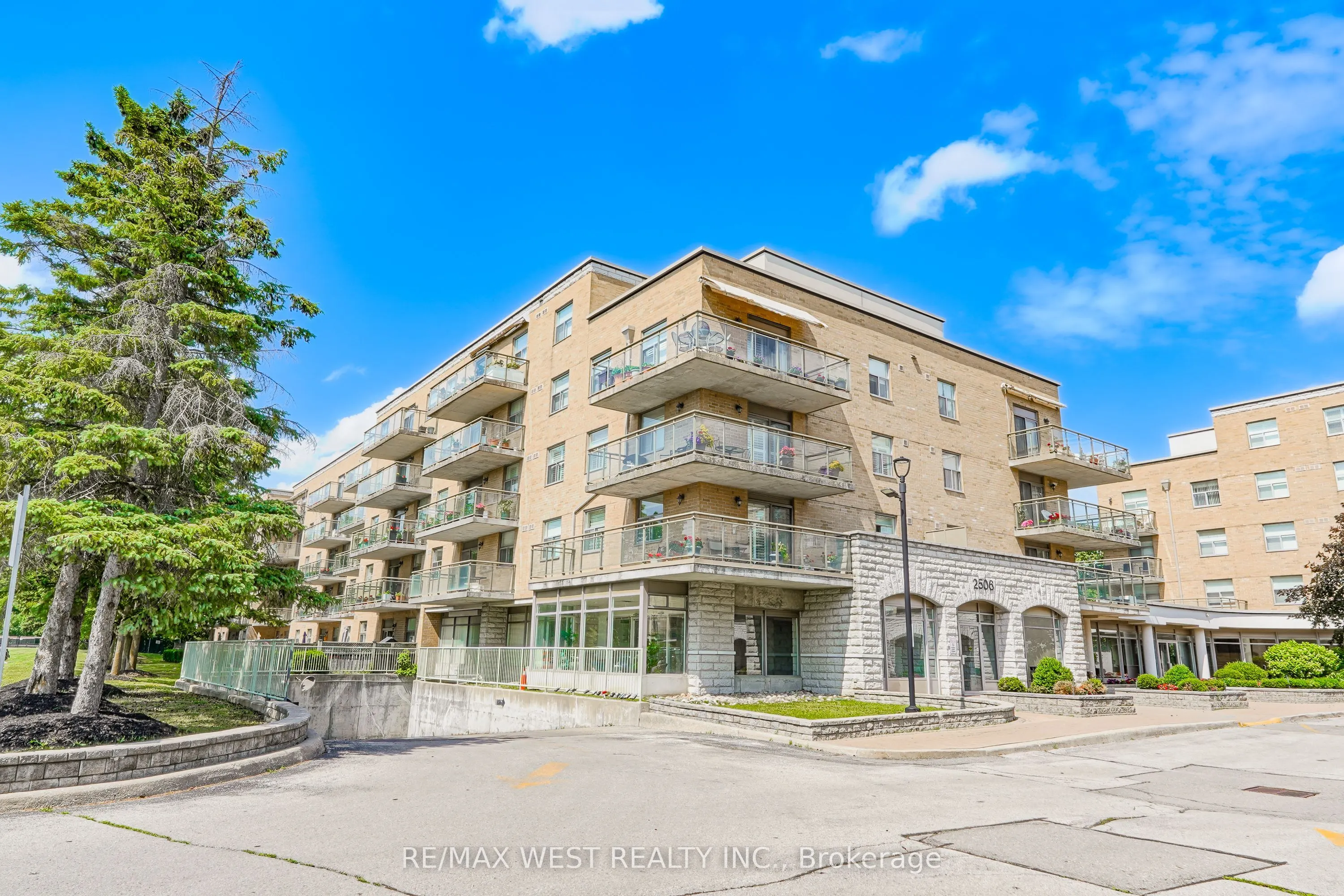 2506 Rutherford Road #414