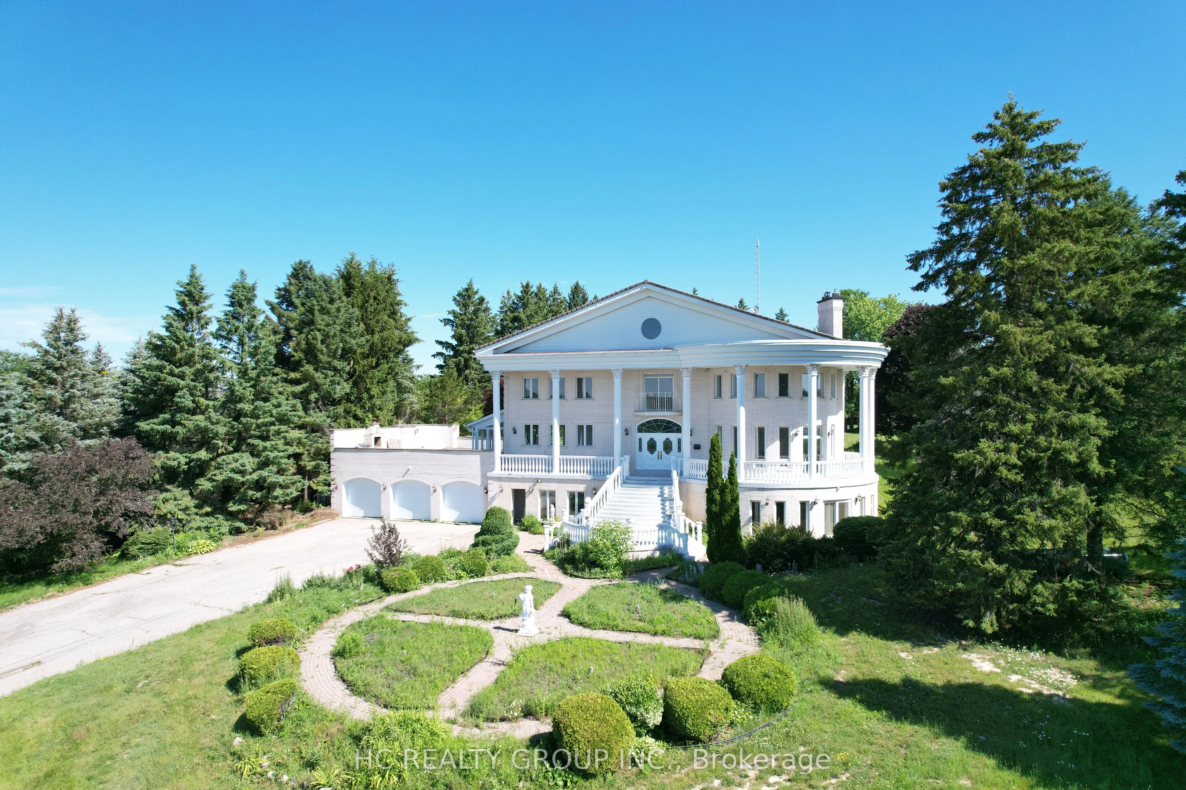 52 Nobleton Lakes Drive