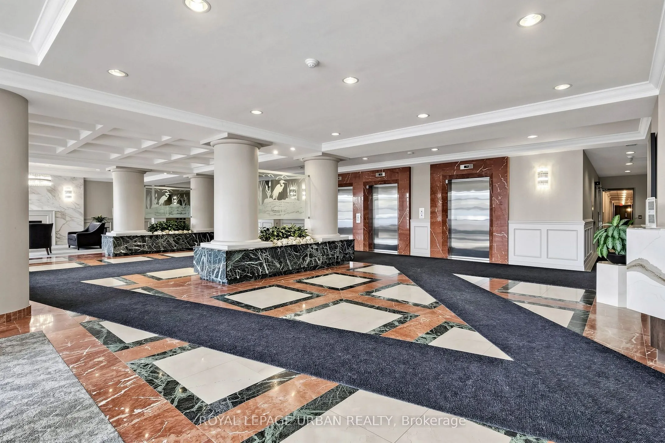 11 Townsgate Drive #110