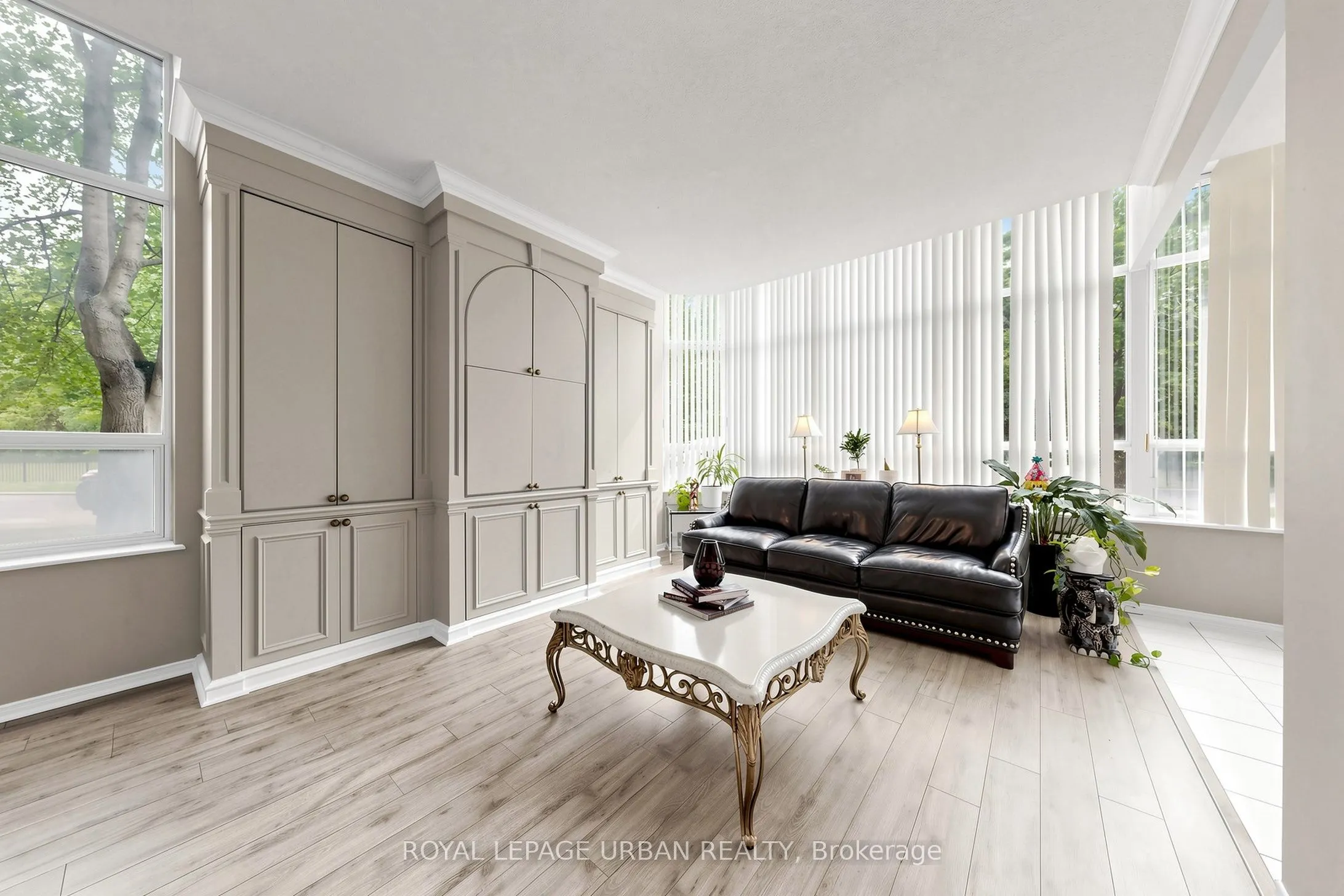 11 Townsgate Drive #110