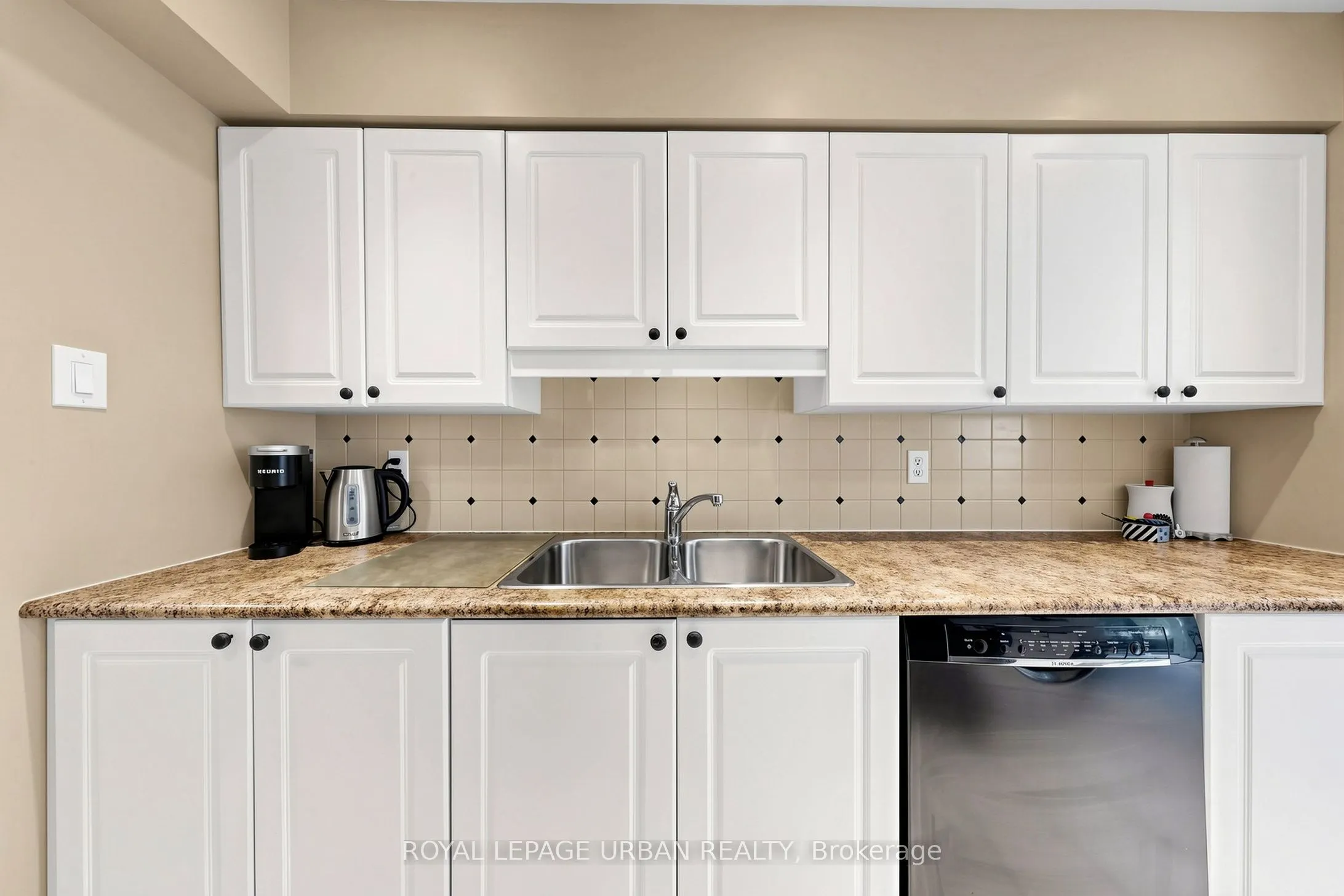11 Townsgate Drive #110