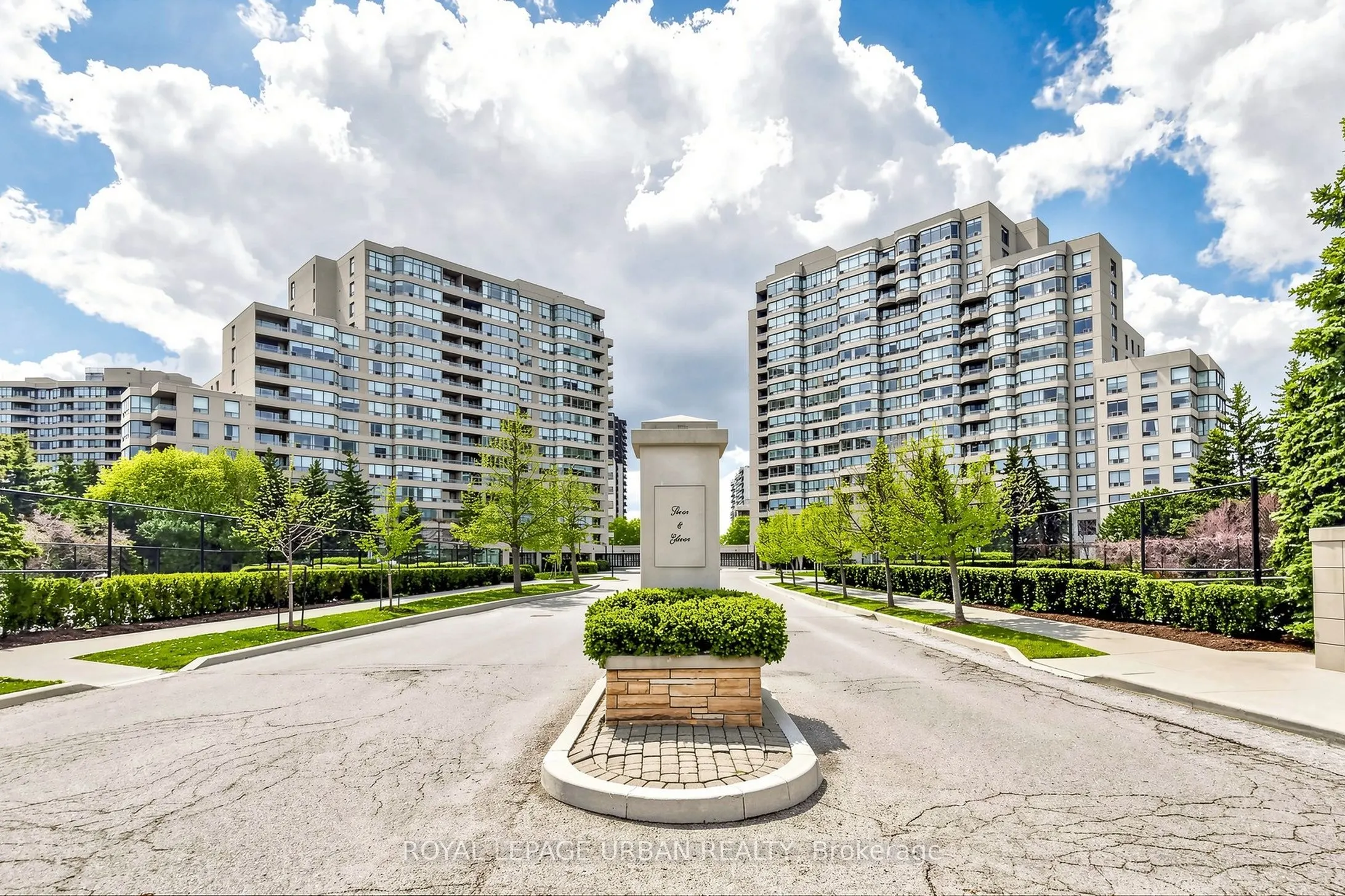 11 Townsgate Drive #110