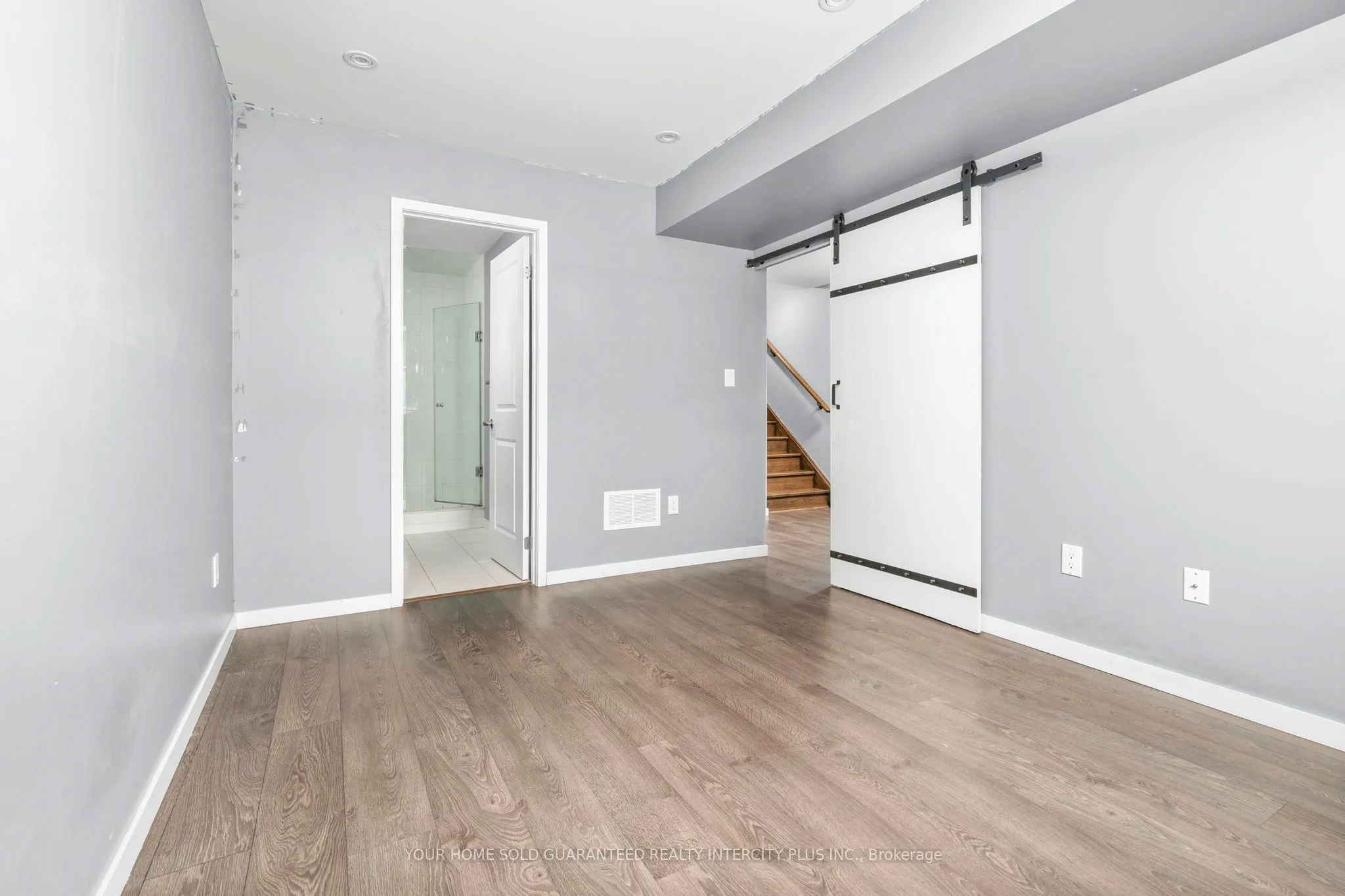 3910 Major Mackenzie Drive
