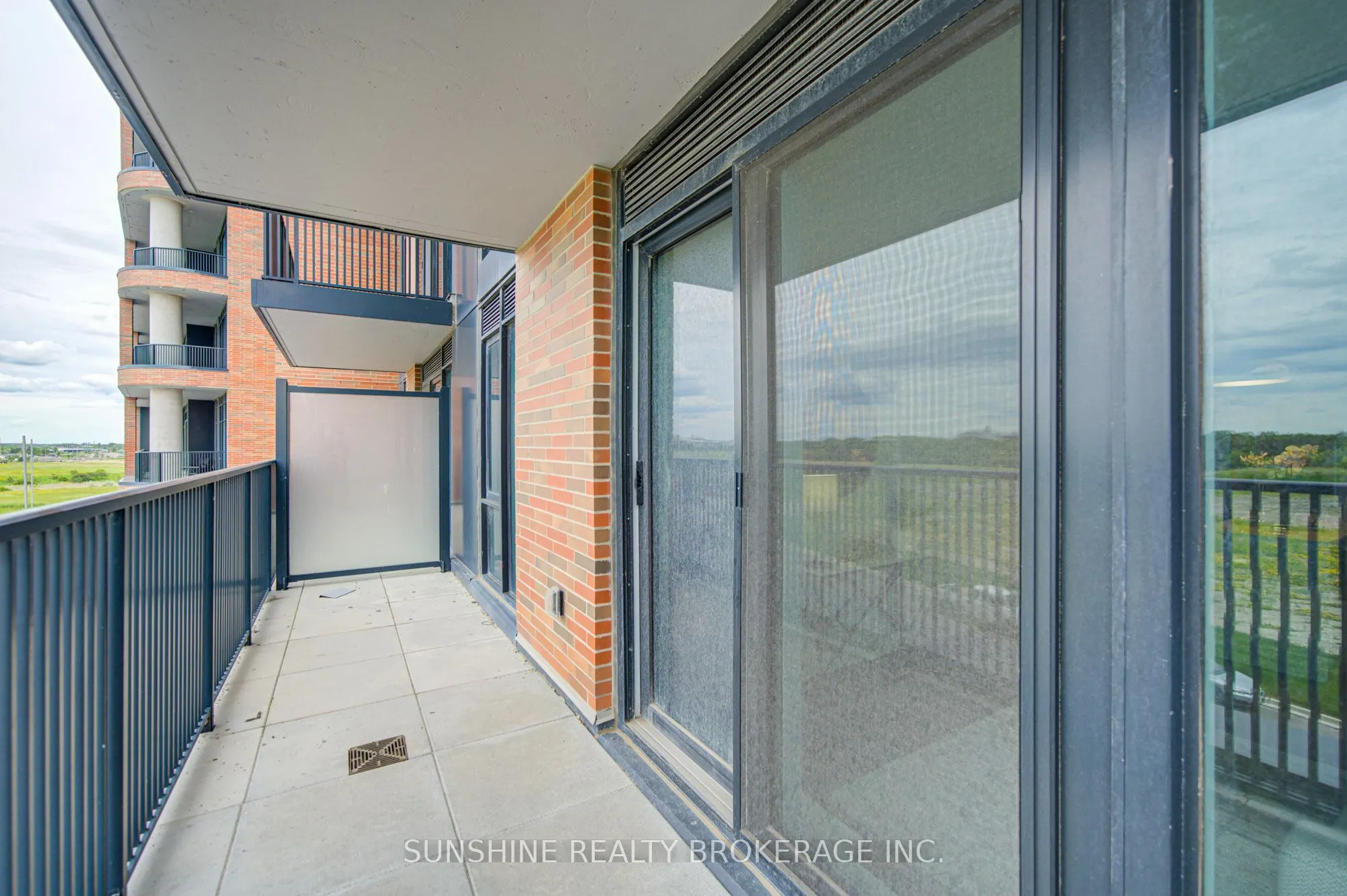 38 Simcoe Promenade #311