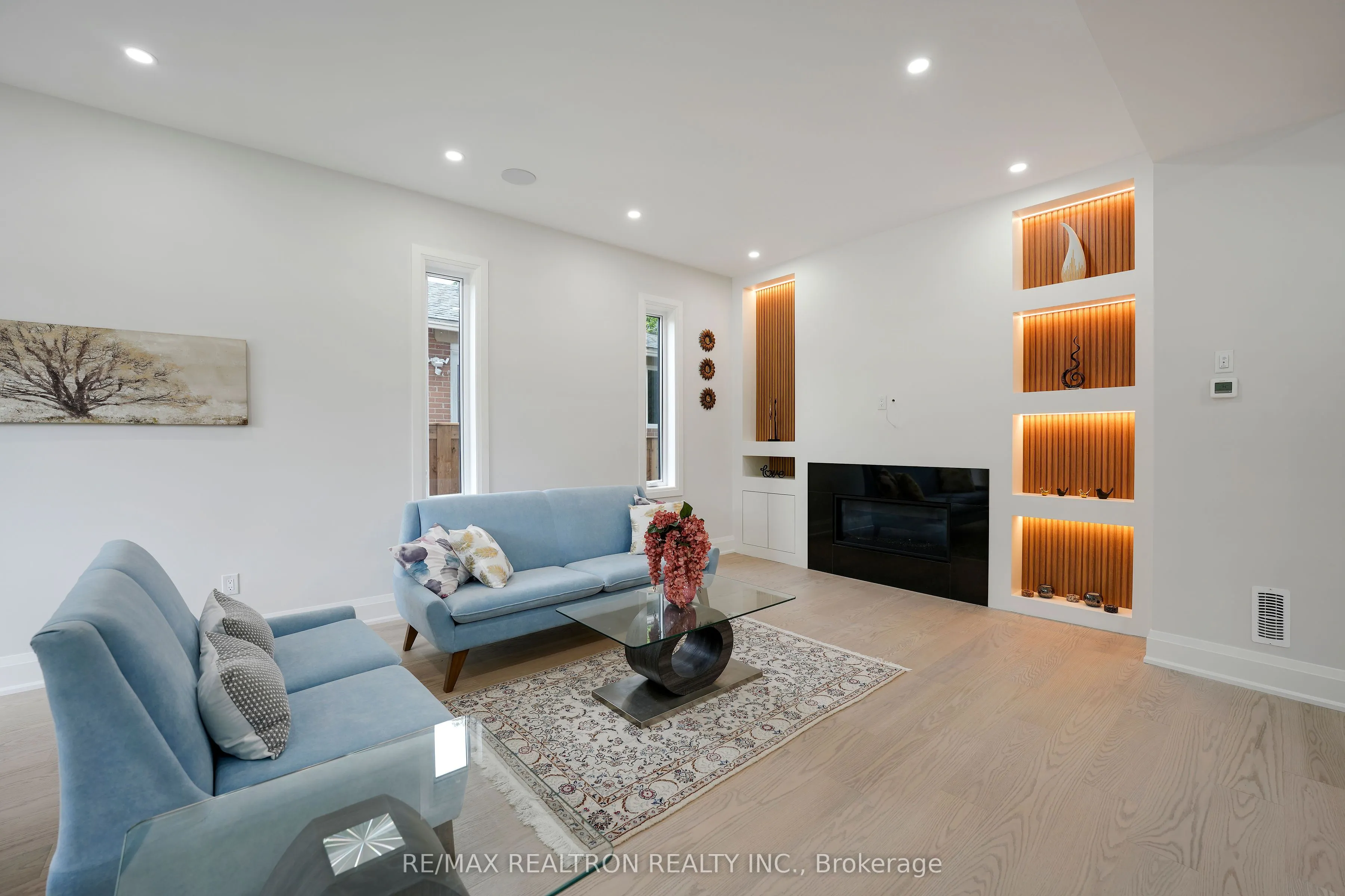 105 Murray Drive