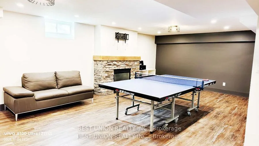 8 Shangri-La Lane