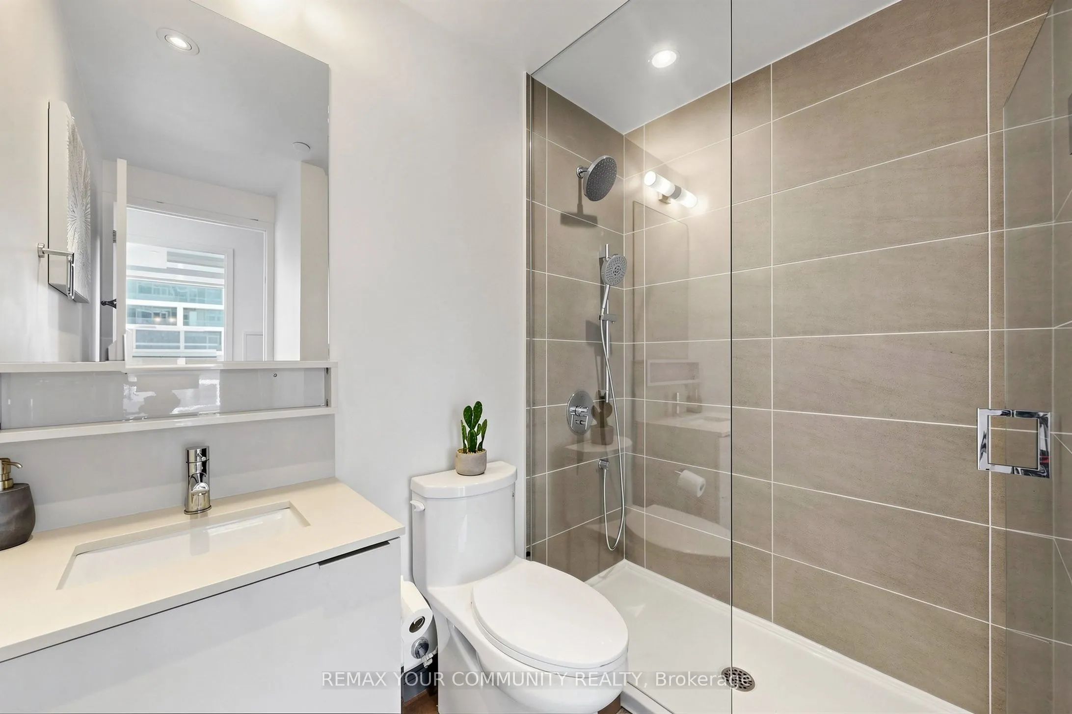 898 Portage Parkway #1503