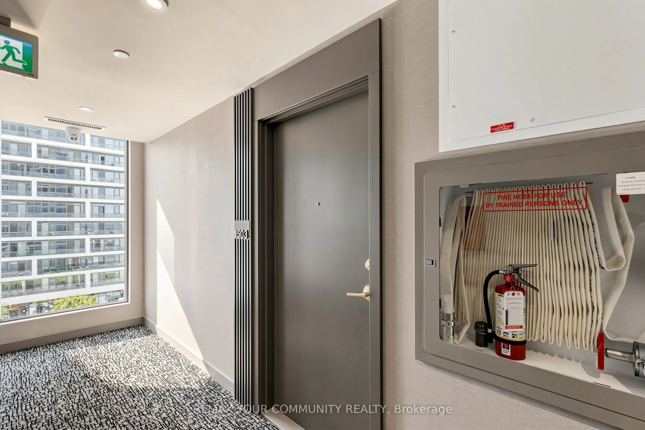 898 Portage Parkway #1503