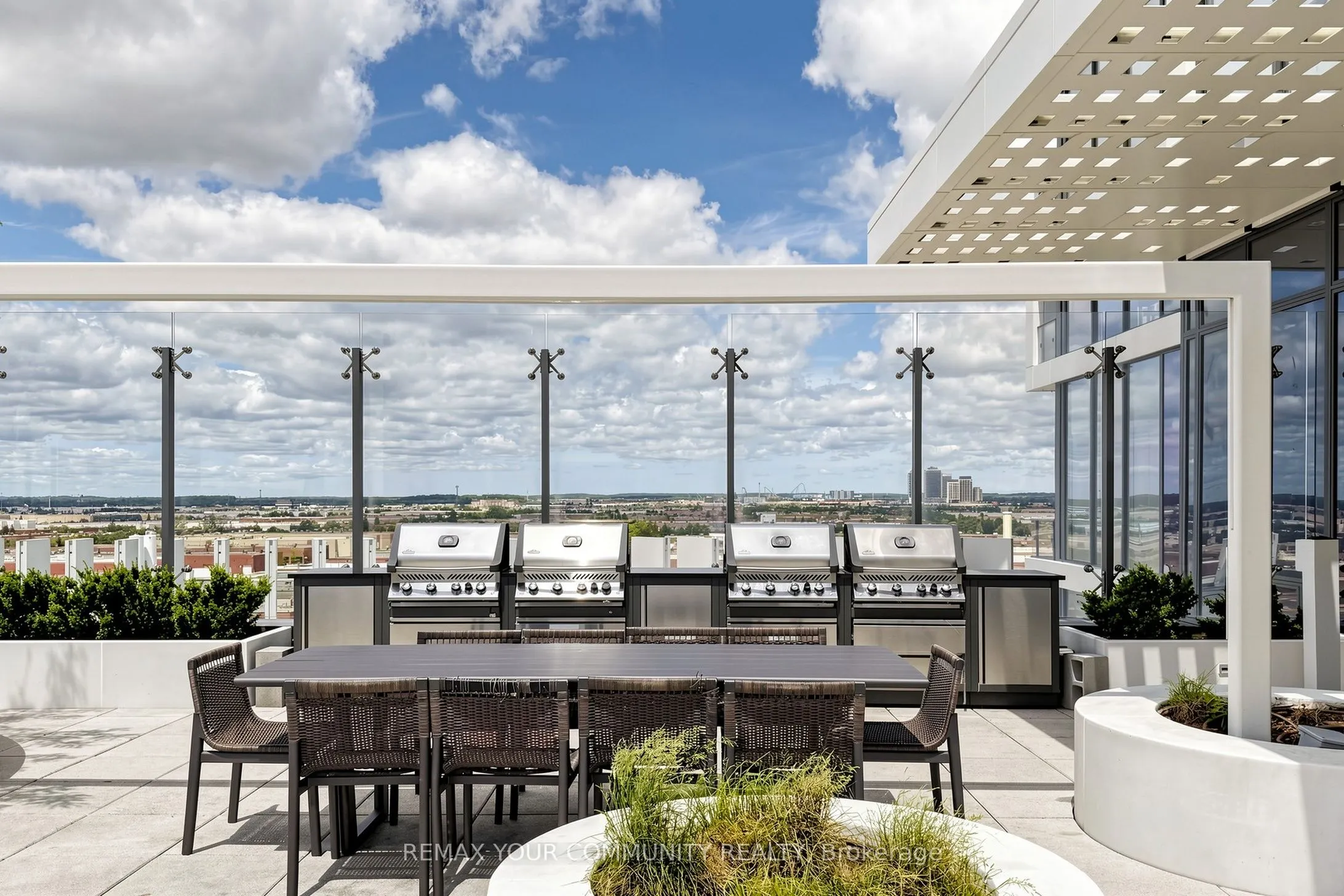 898 Portage Parkway #1503
