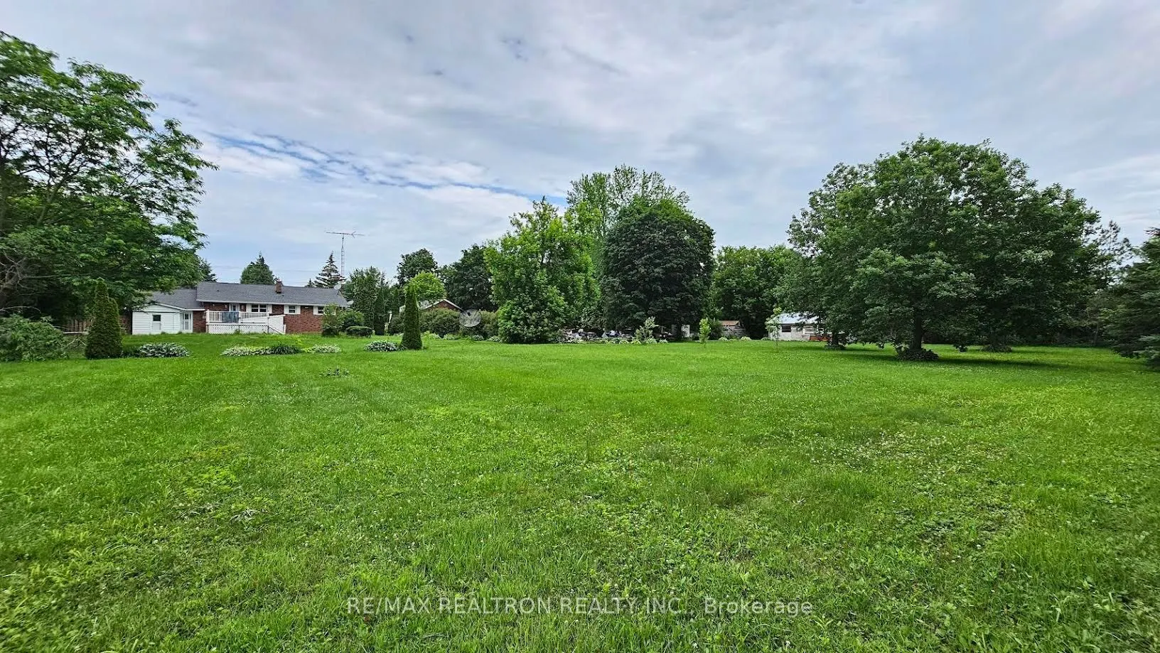 1420B Durham Regional Rd 50 Road