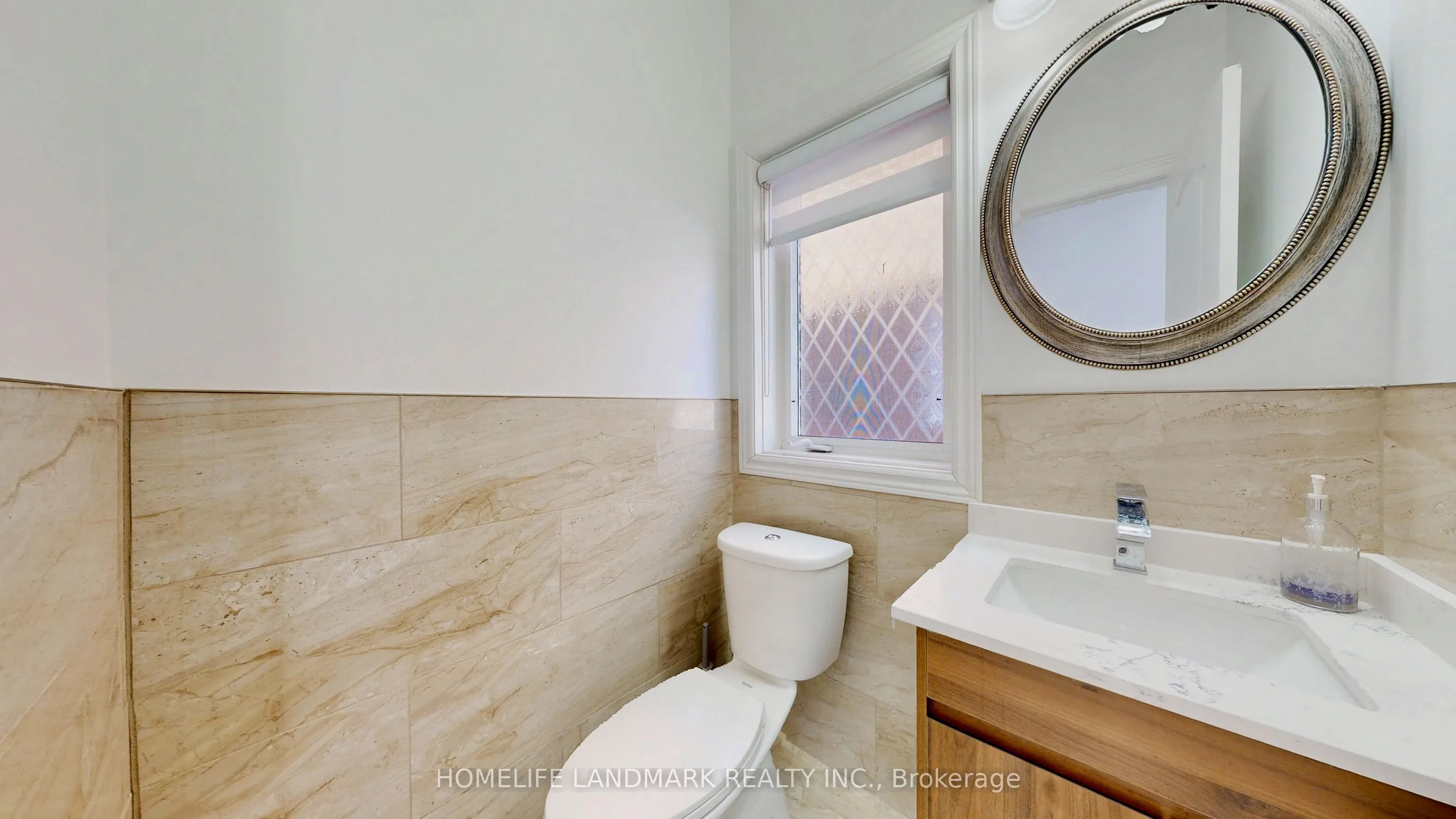 32 Arco Circle