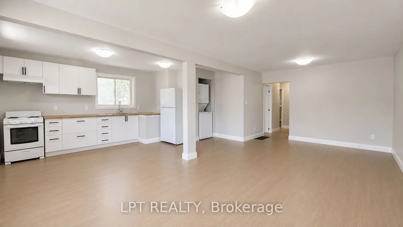 43 Newbury Drive