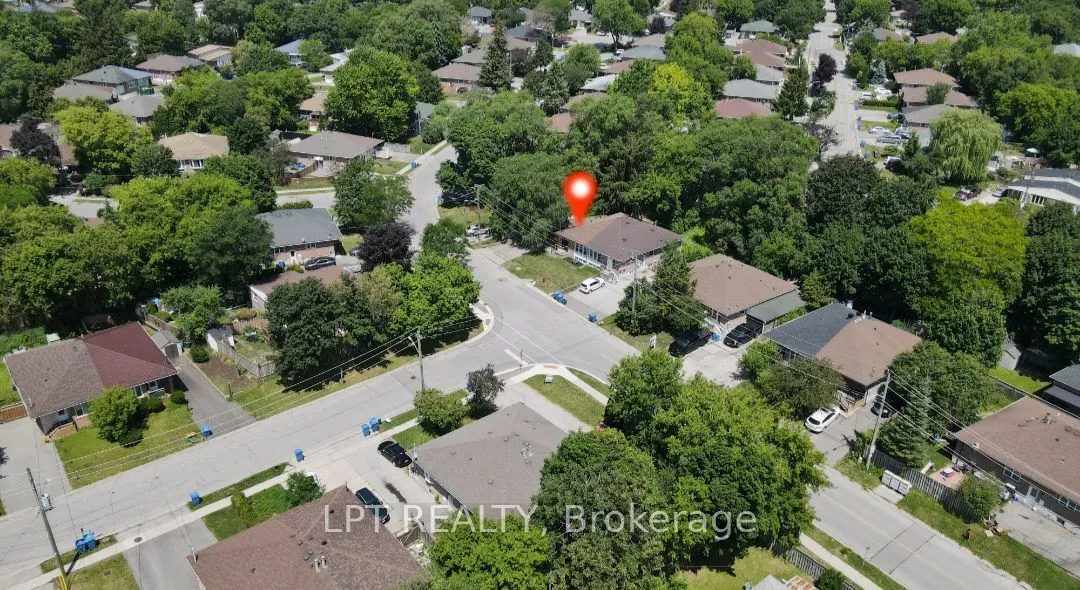 43 Newbury Drive