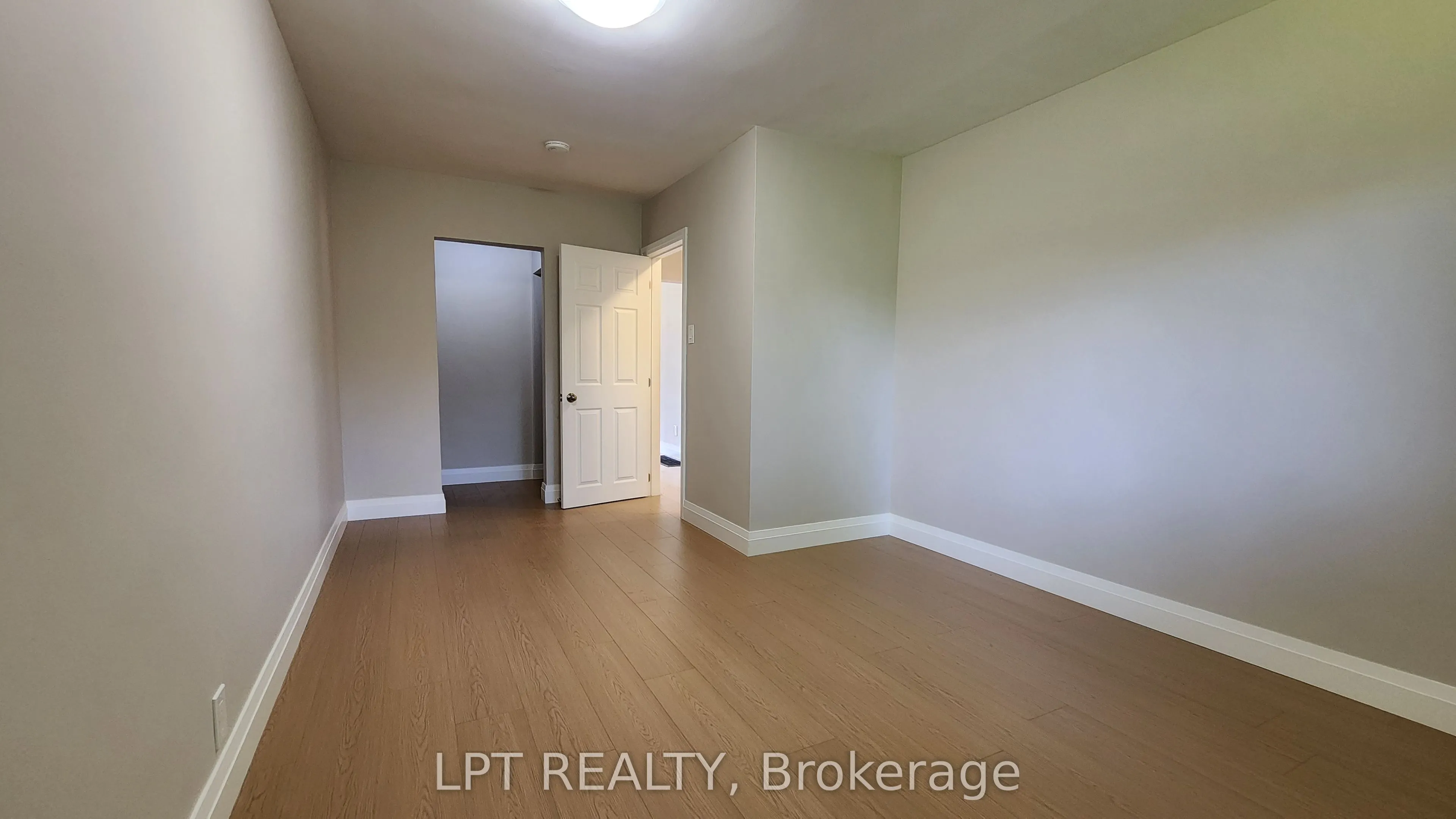 43 Newbury Drive