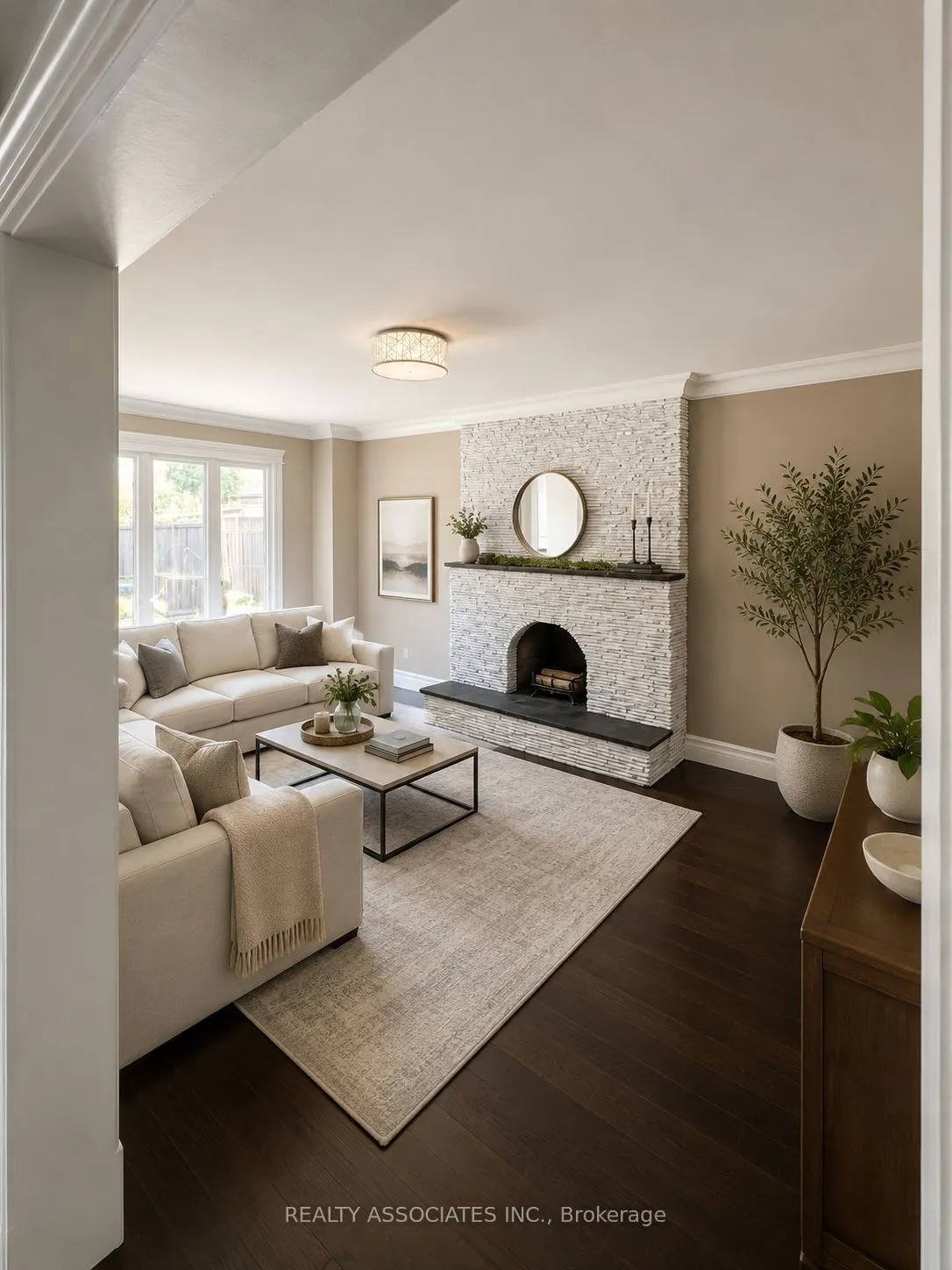 96 Zinnia Place S