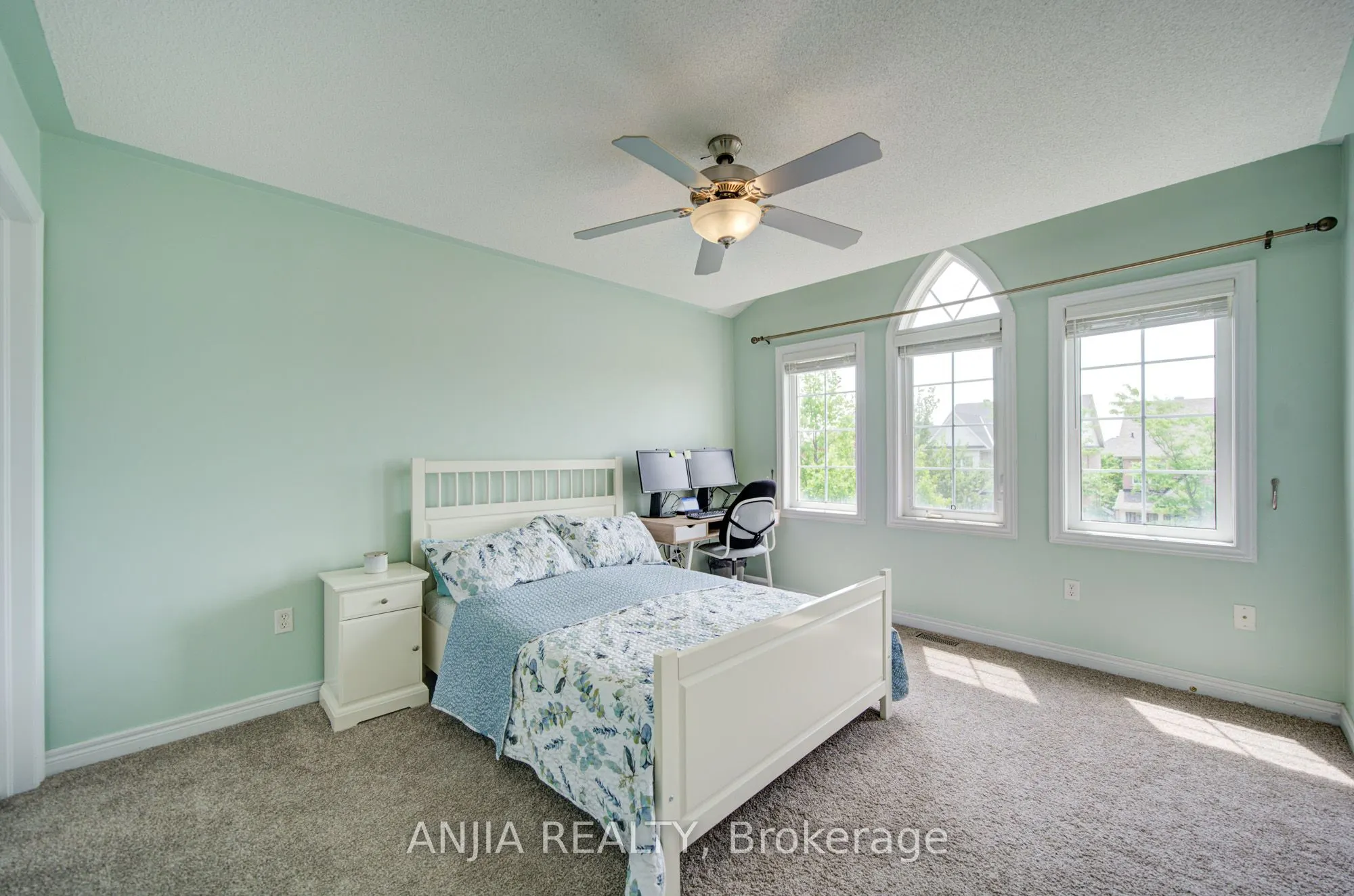 43 Manley Avenue