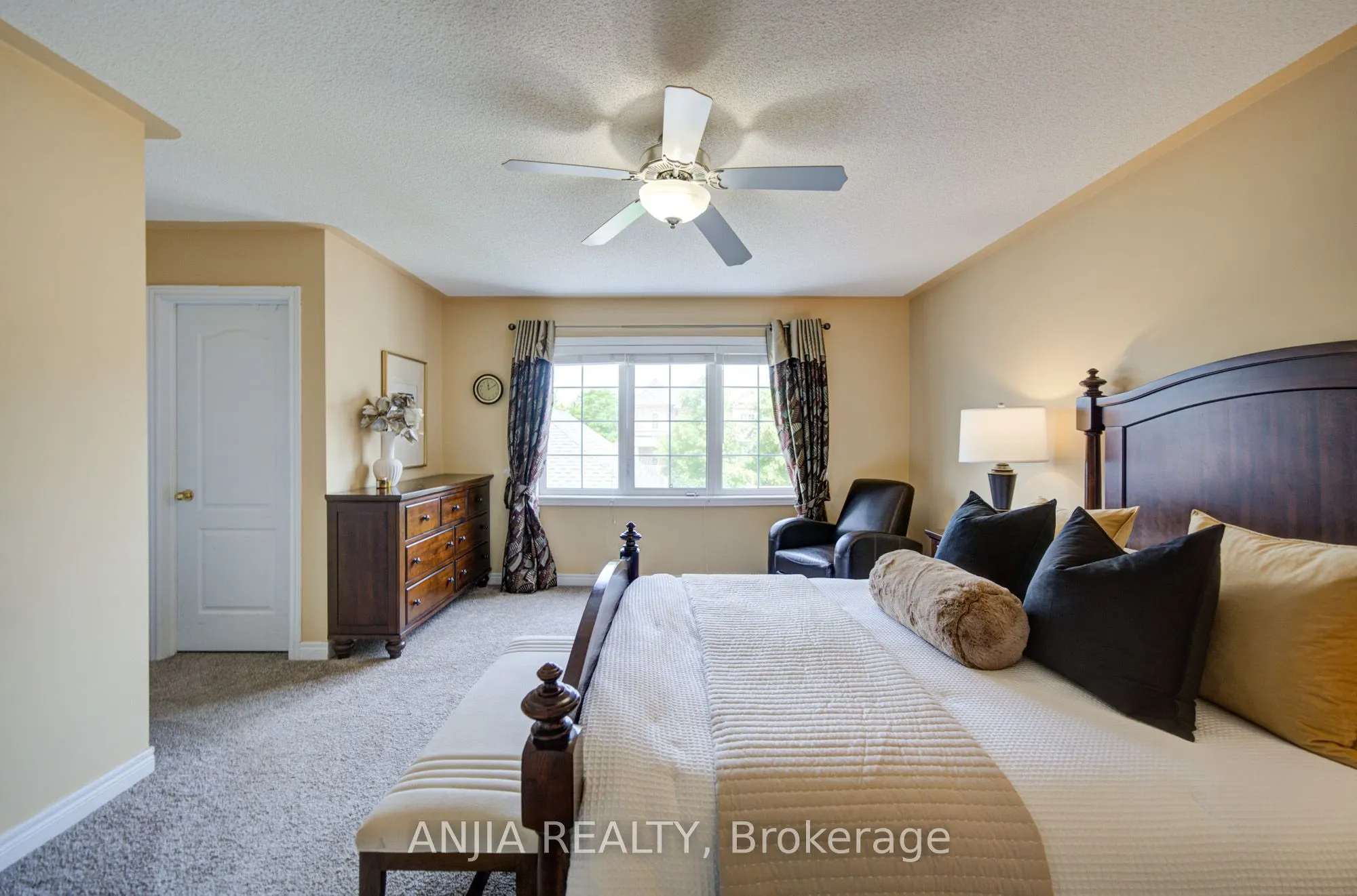 43 Manley Avenue