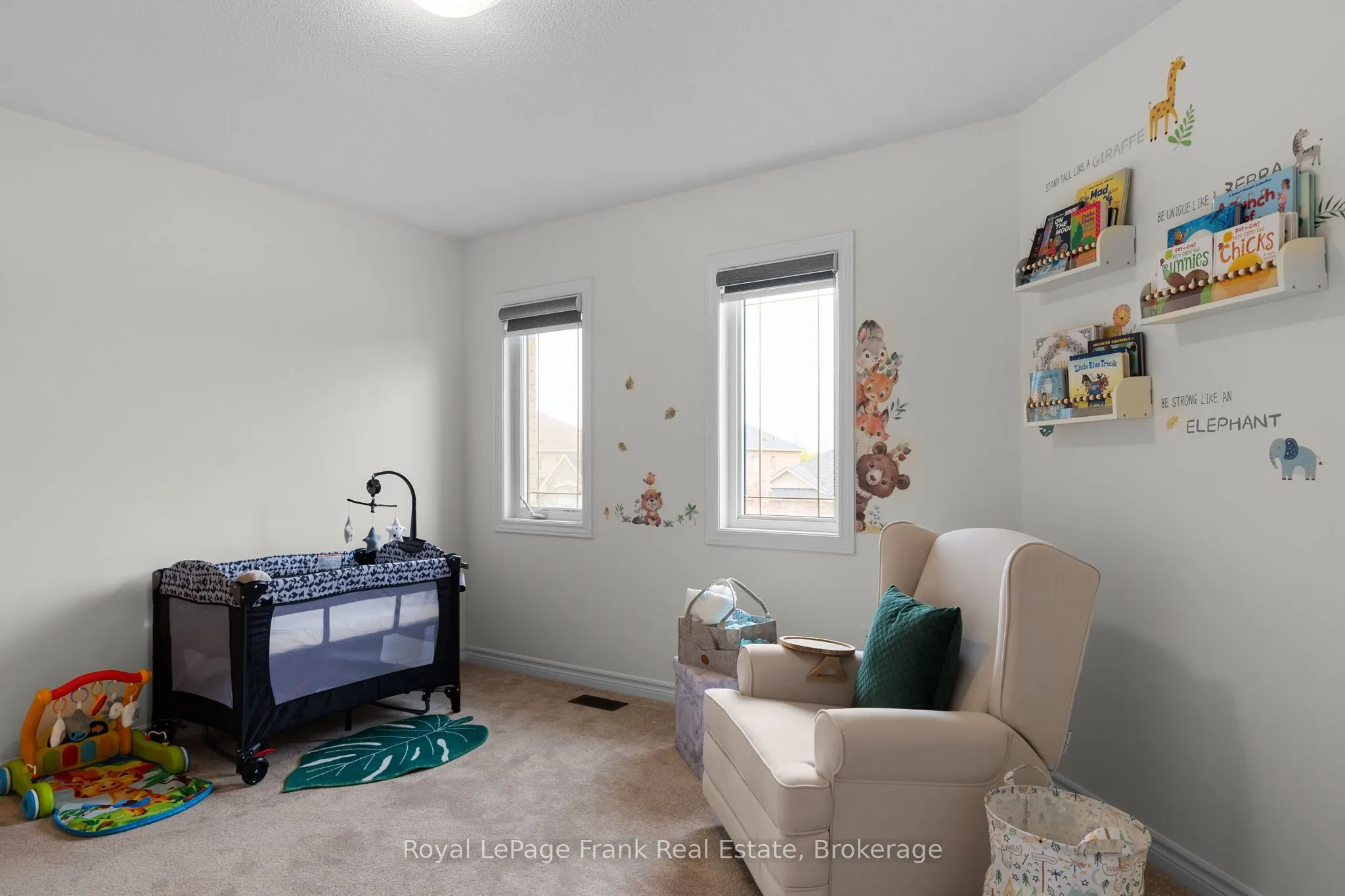 18 Stoddart Street