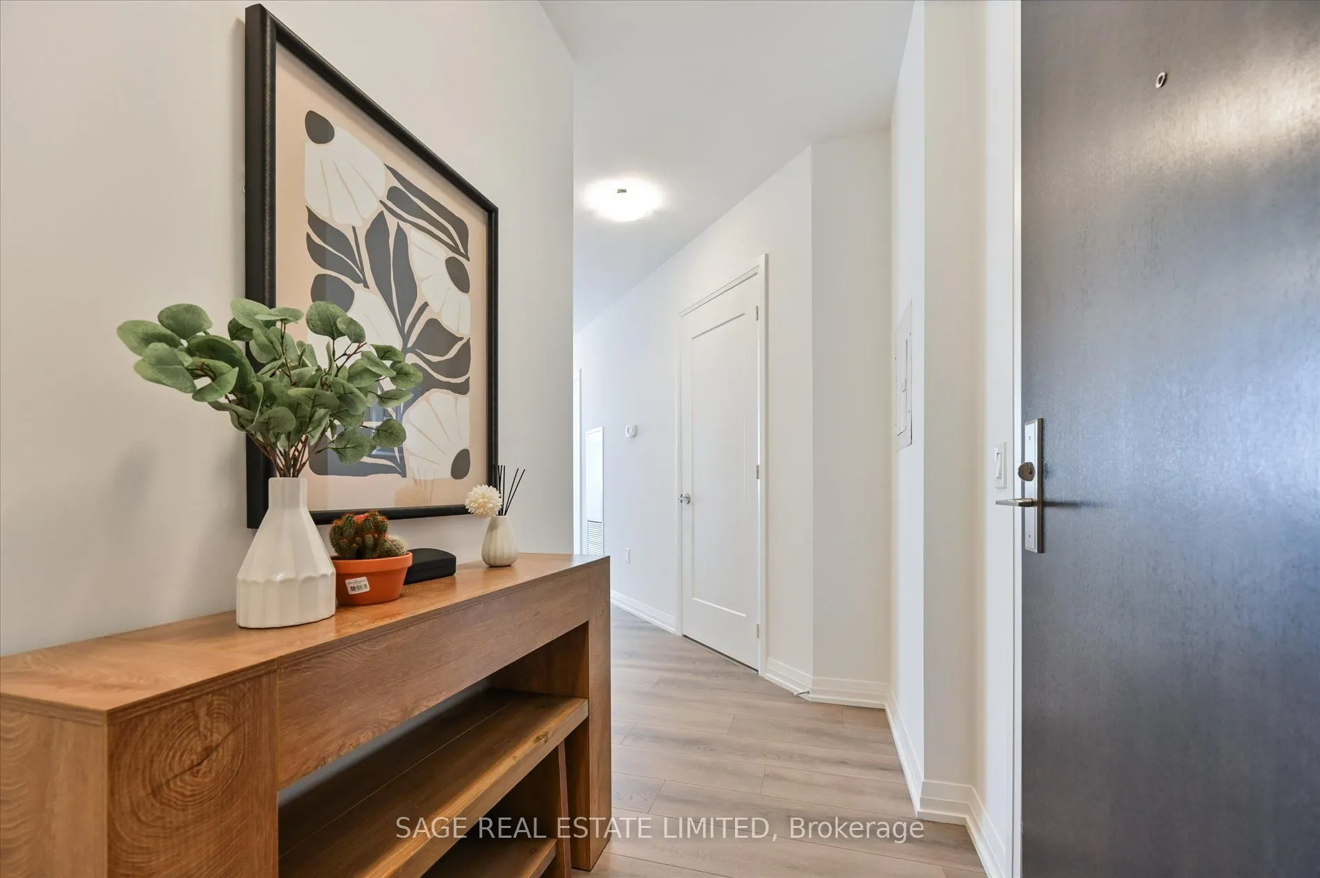 9000 Jane Street #2518