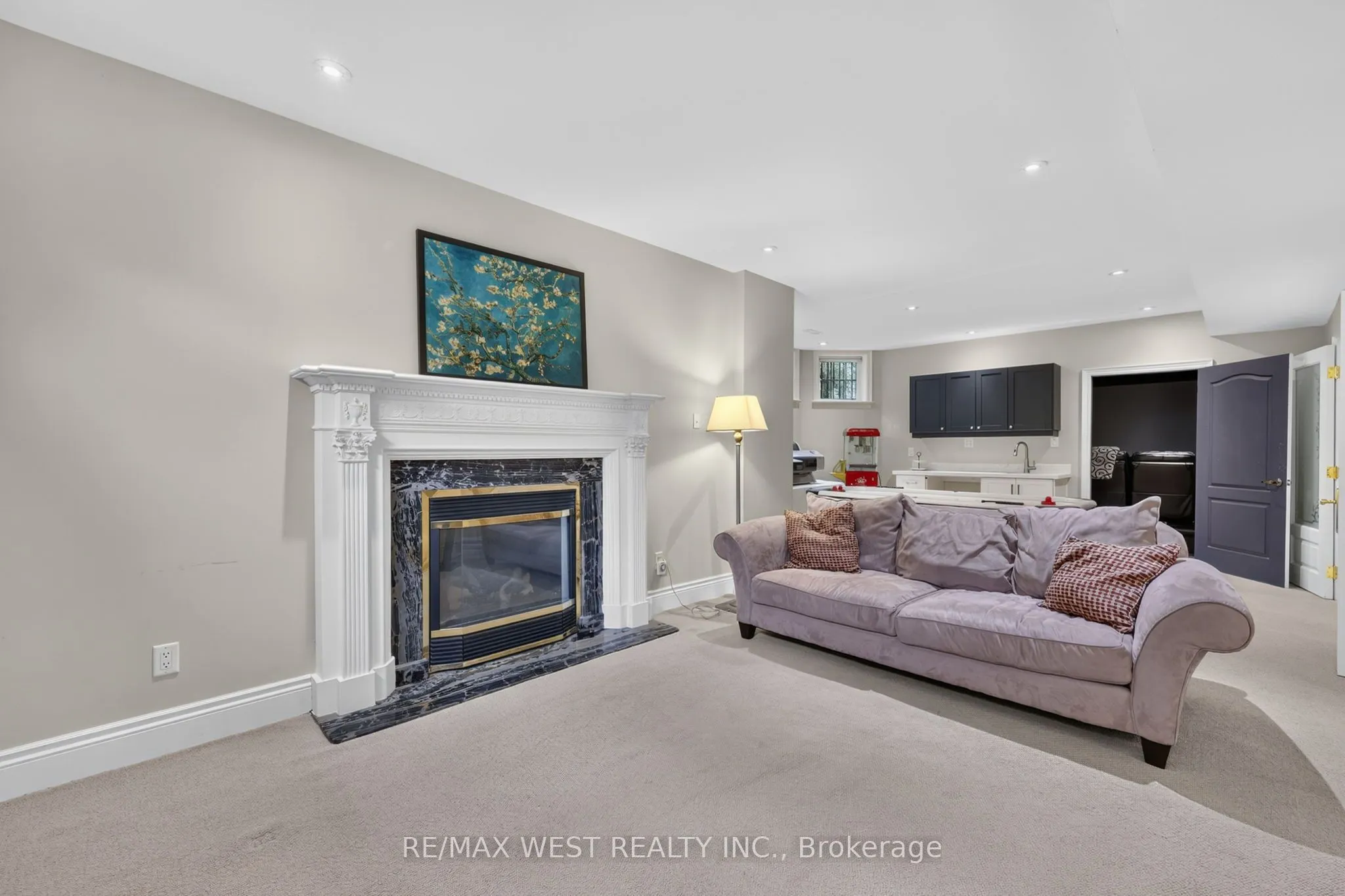 37 Maple Grove Avenue
