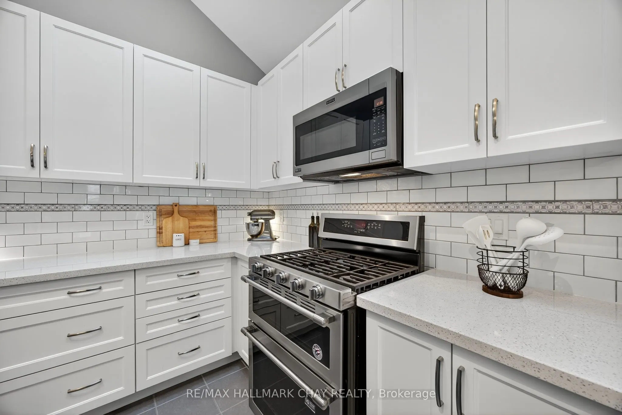 63 Summerhill Drive #15