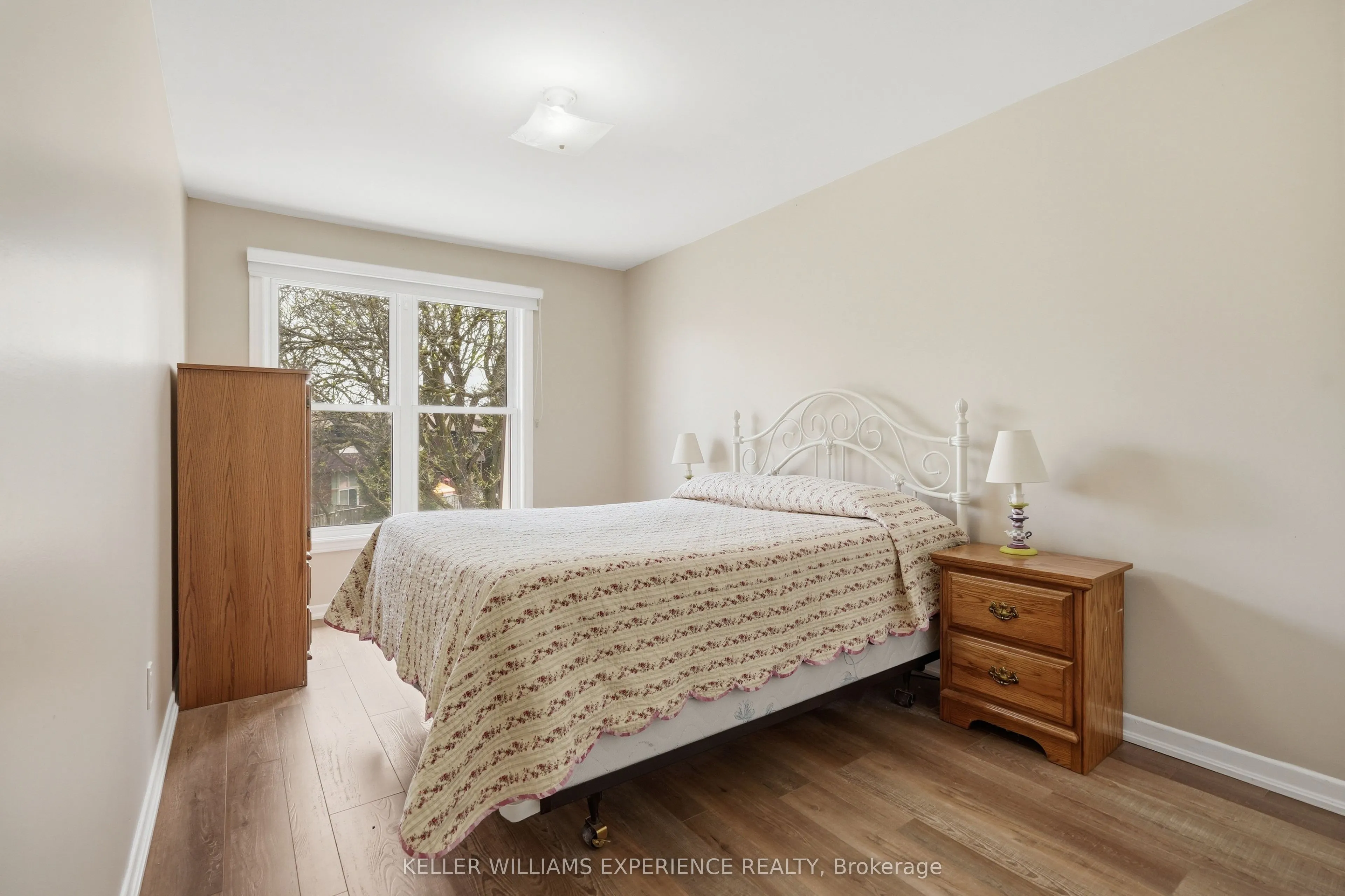 246 Tupper Boulevard #8