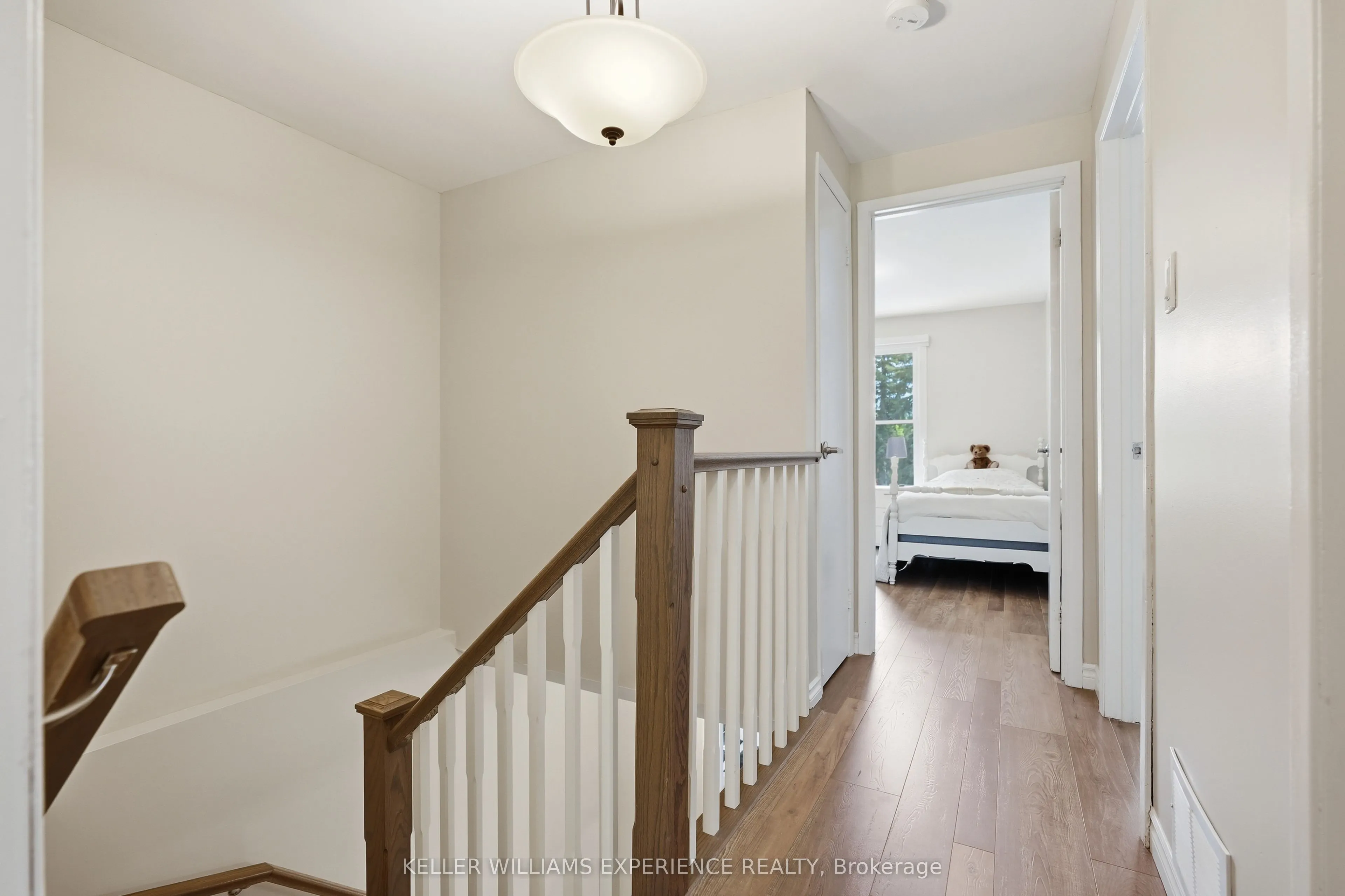 246 Tupper Boulevard #8