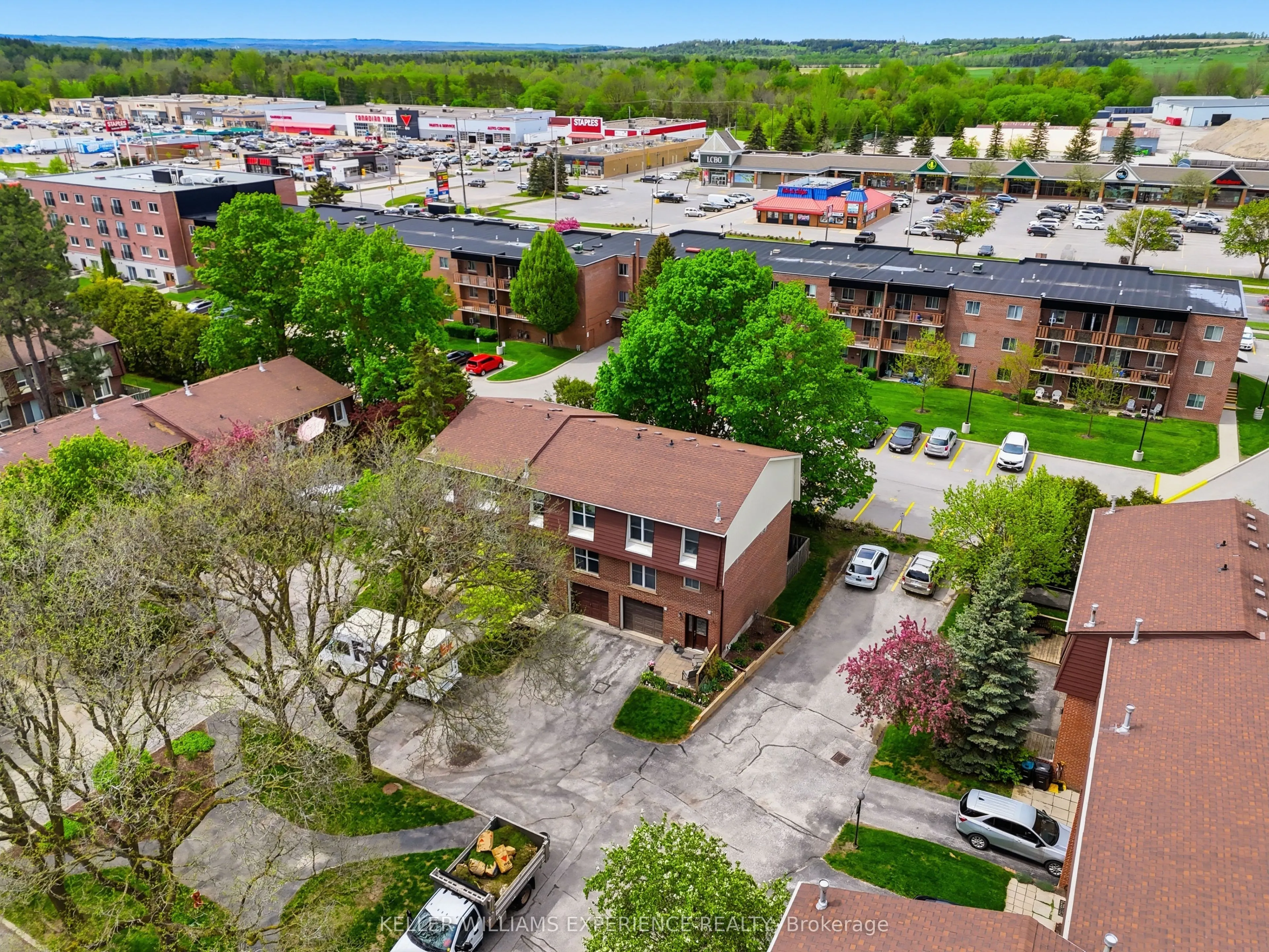 246 Tupper Boulevard #8