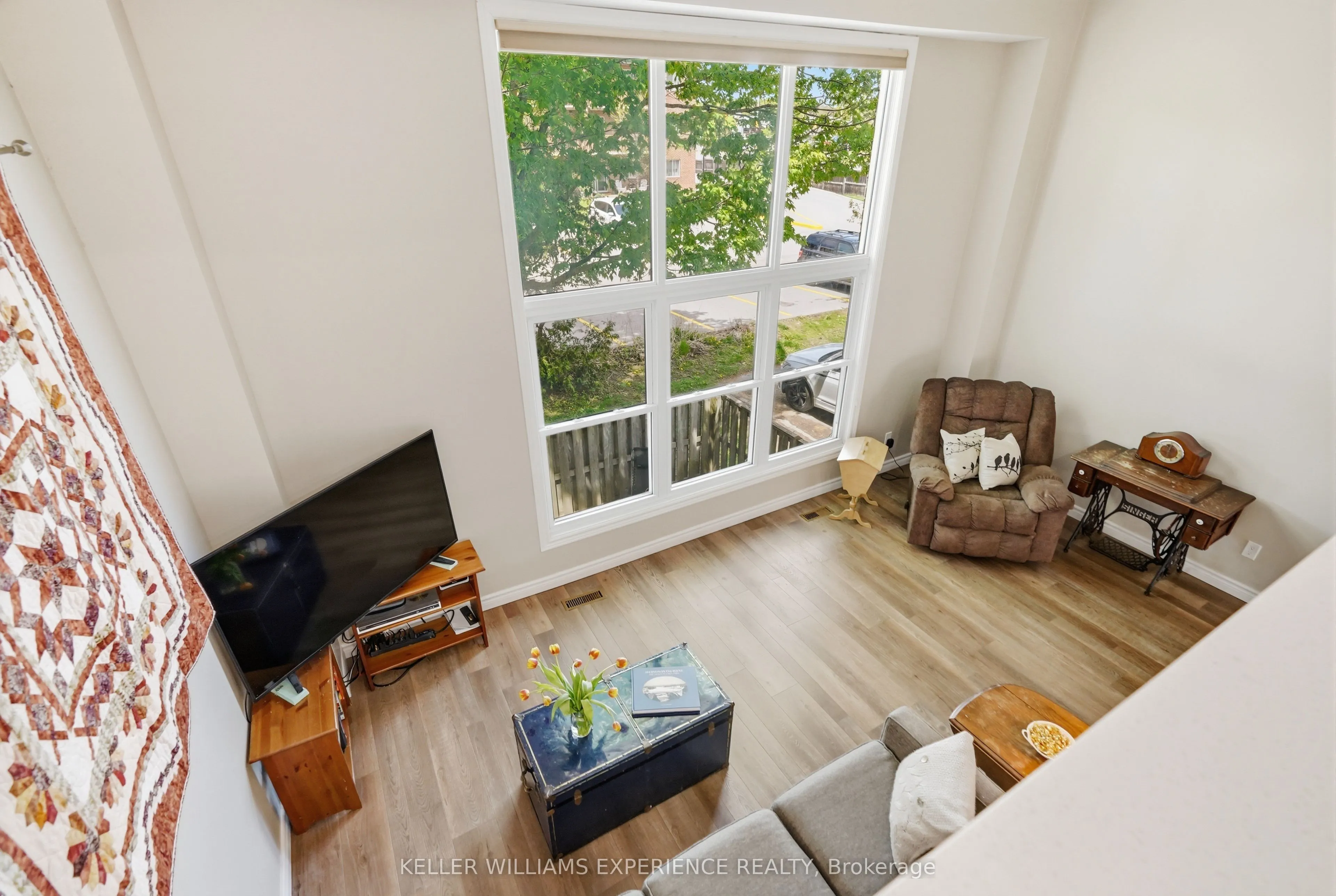 246 Tupper Boulevard #8