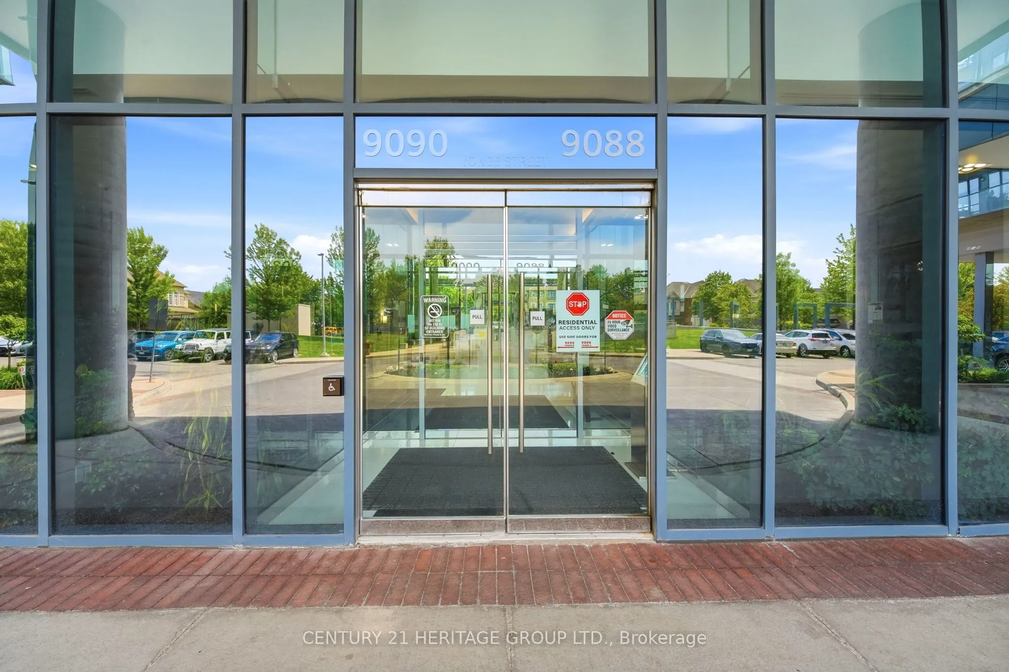 9090 Yonge Street #1106B