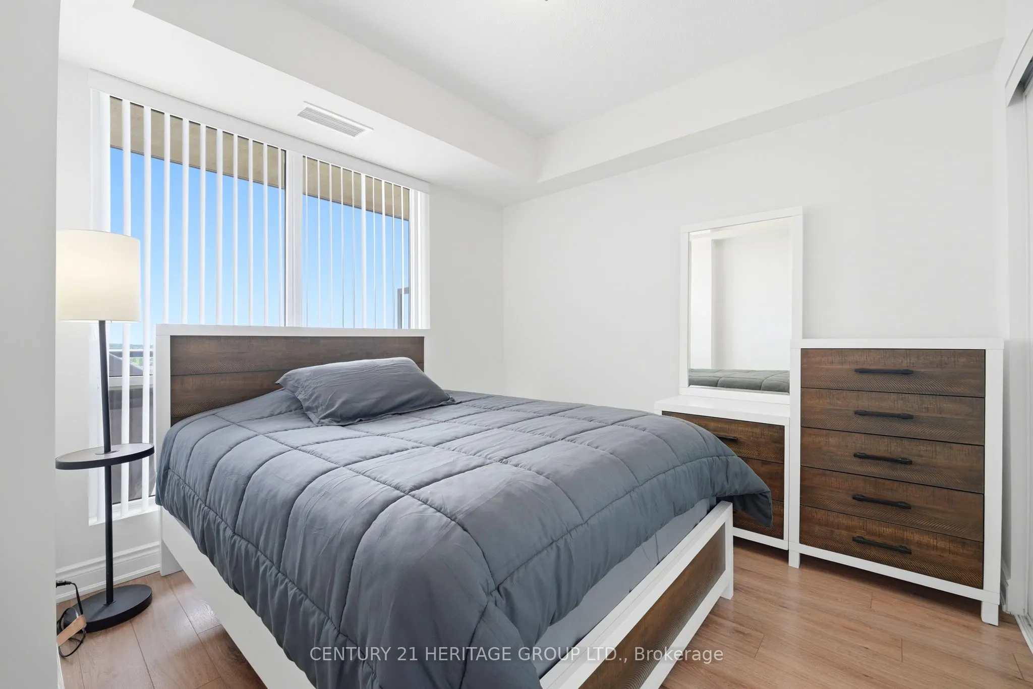 9090 Yonge Street #1106B