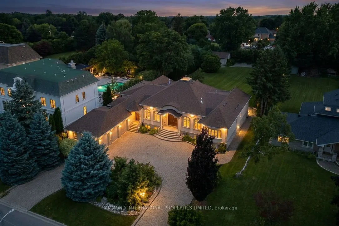 12 Denham Drive