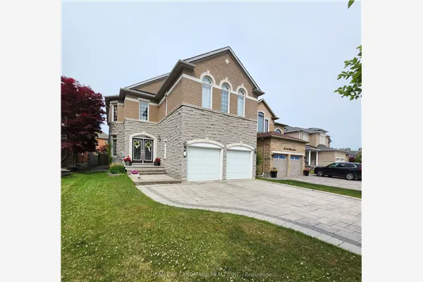 25 Lord  Nelson Court