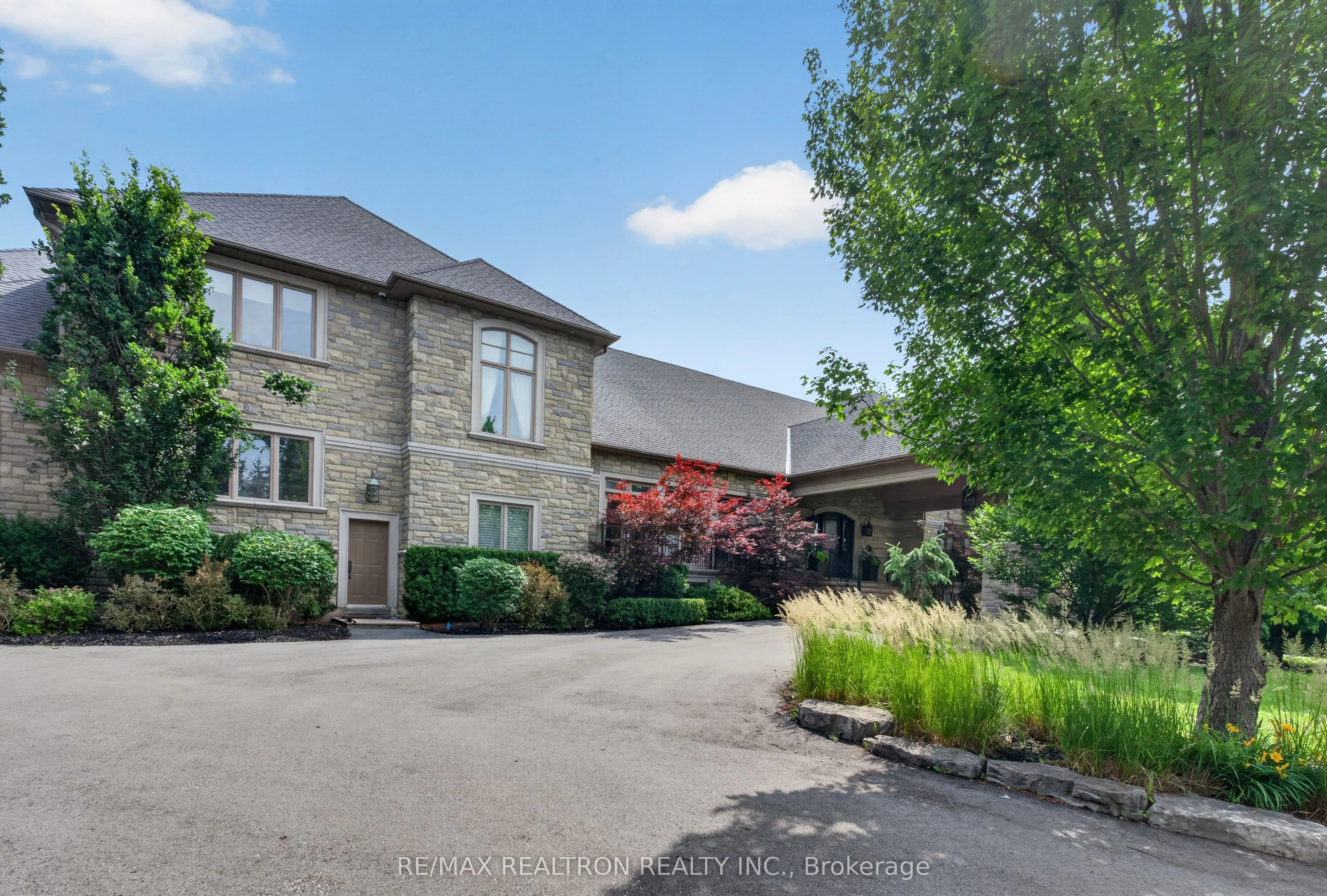11 Saul Court
