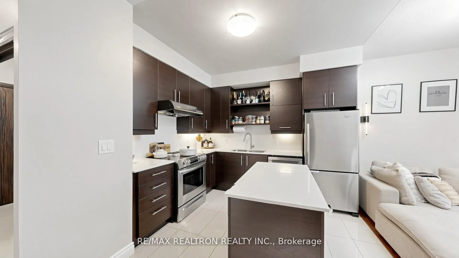 277 South Park Road #203