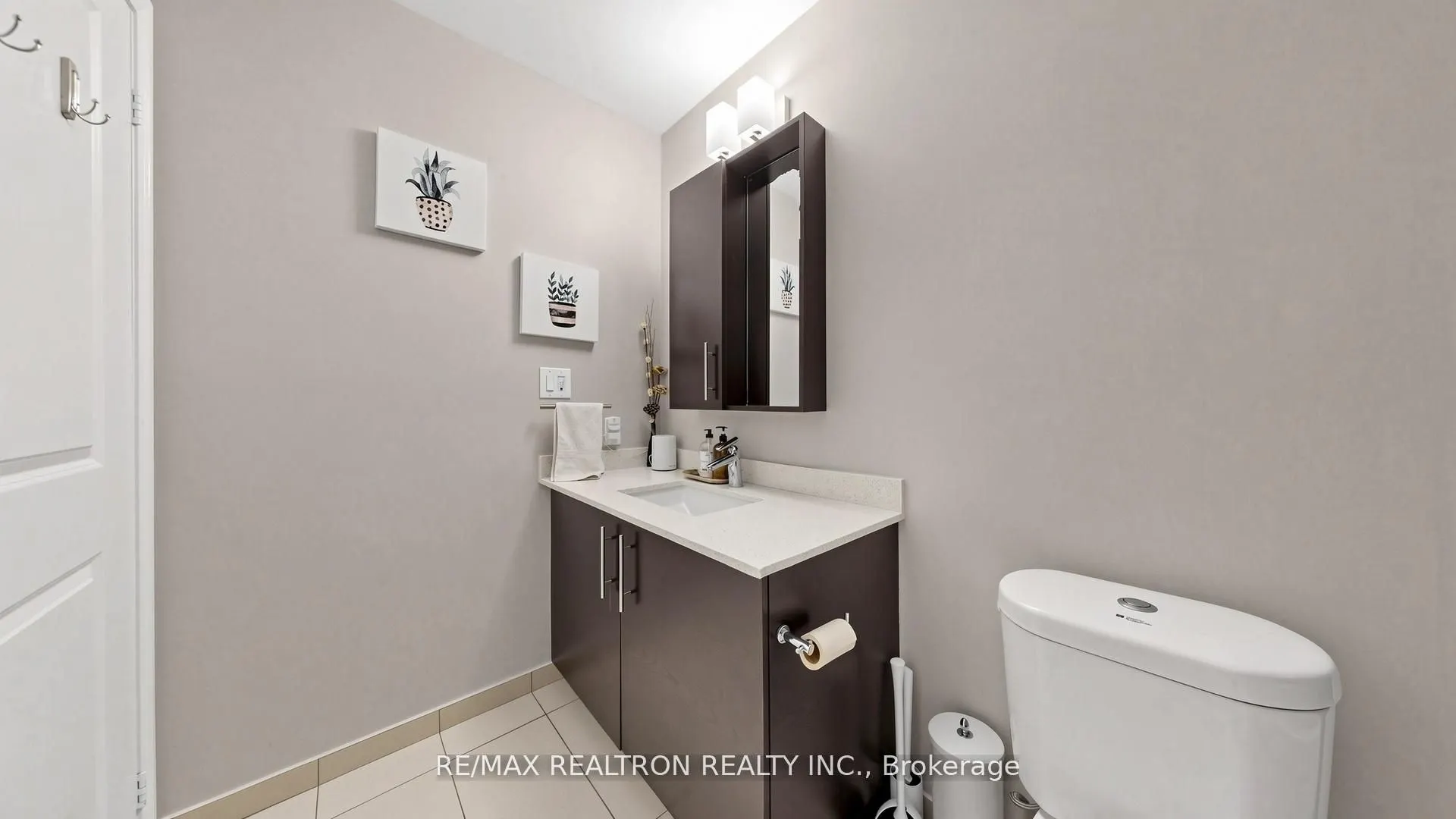 277 South Park Road #203