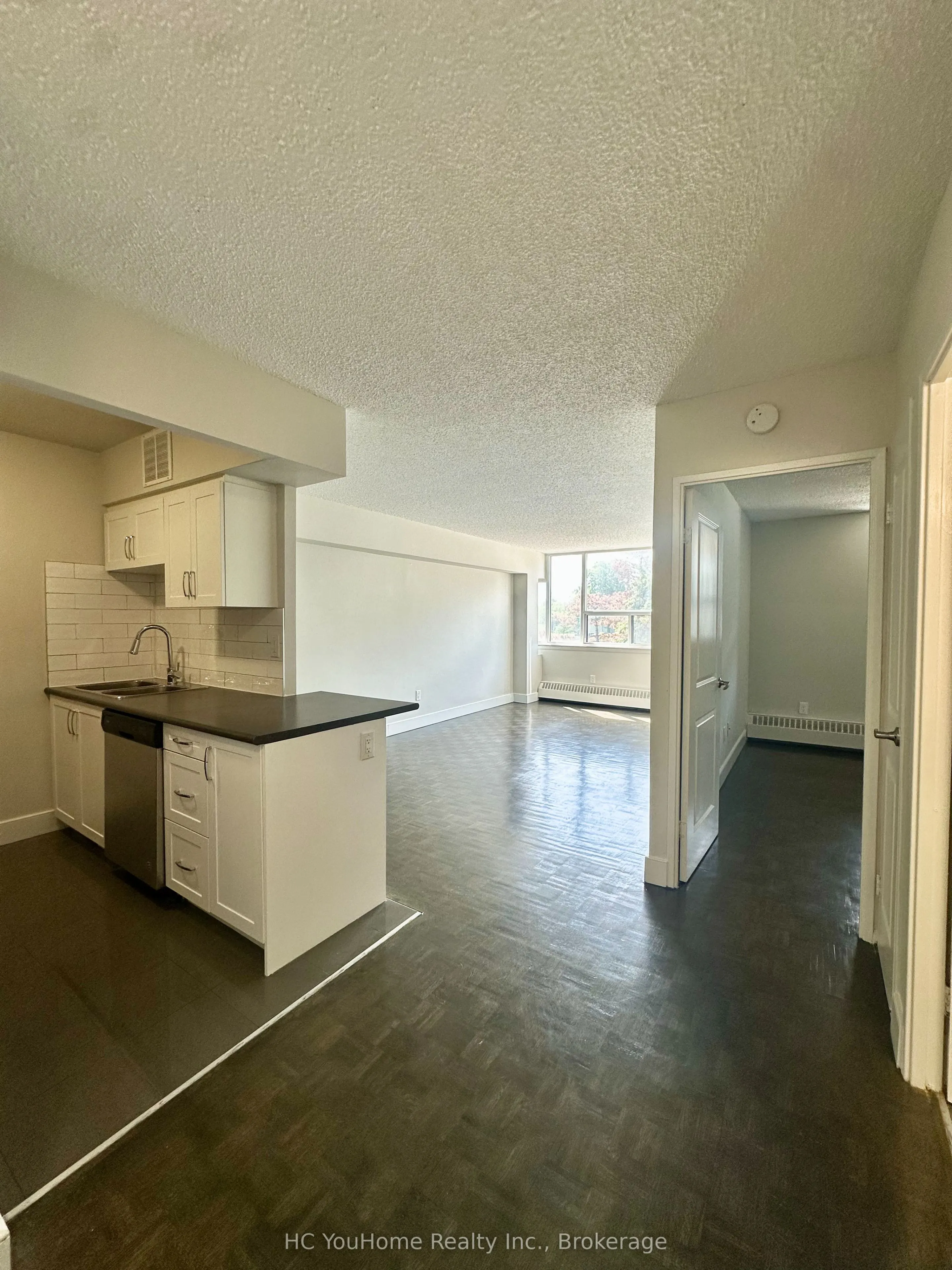 145 wellington Street W #301