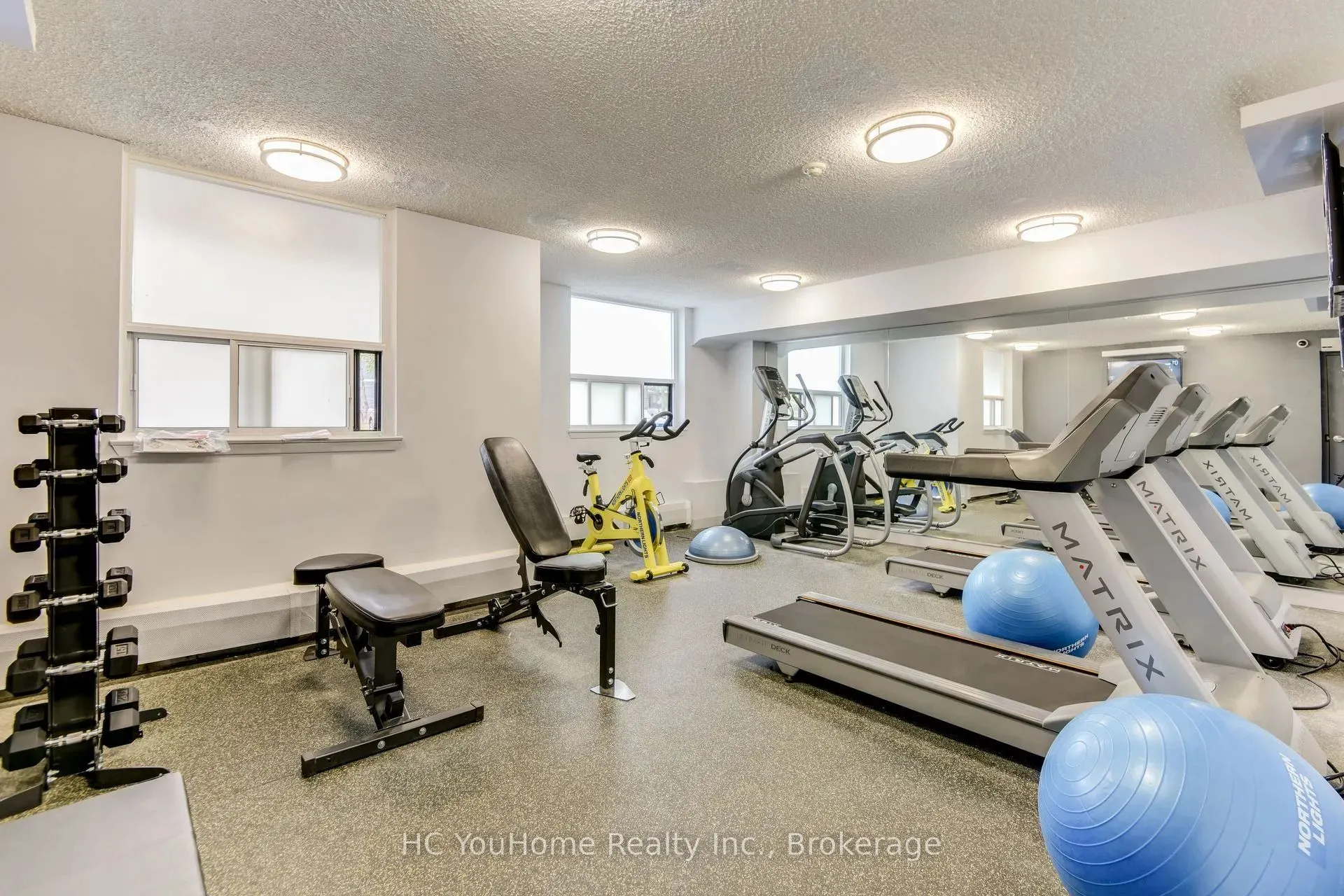 145 wellington Street W #301