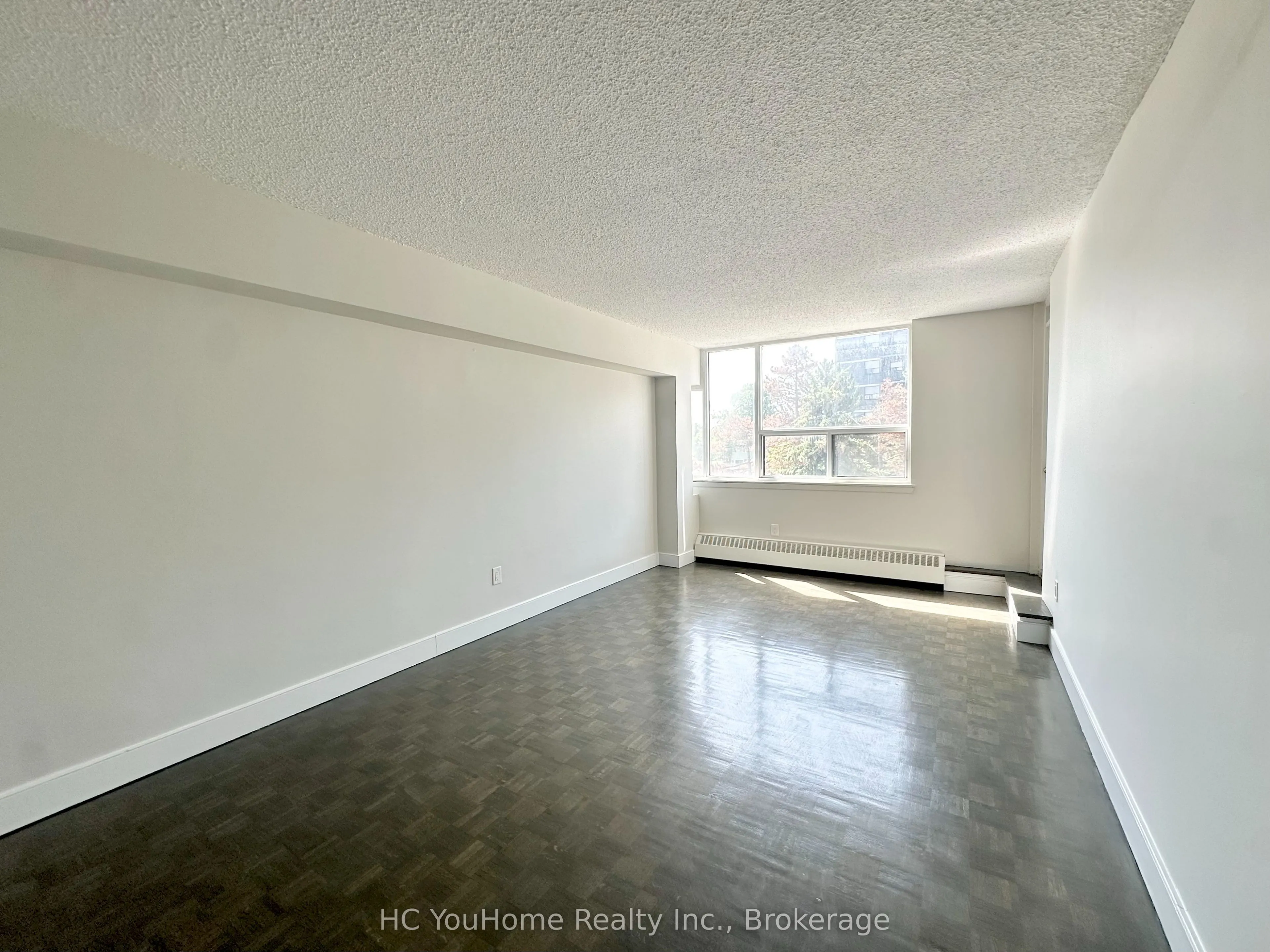 145 wellington Street W #301
