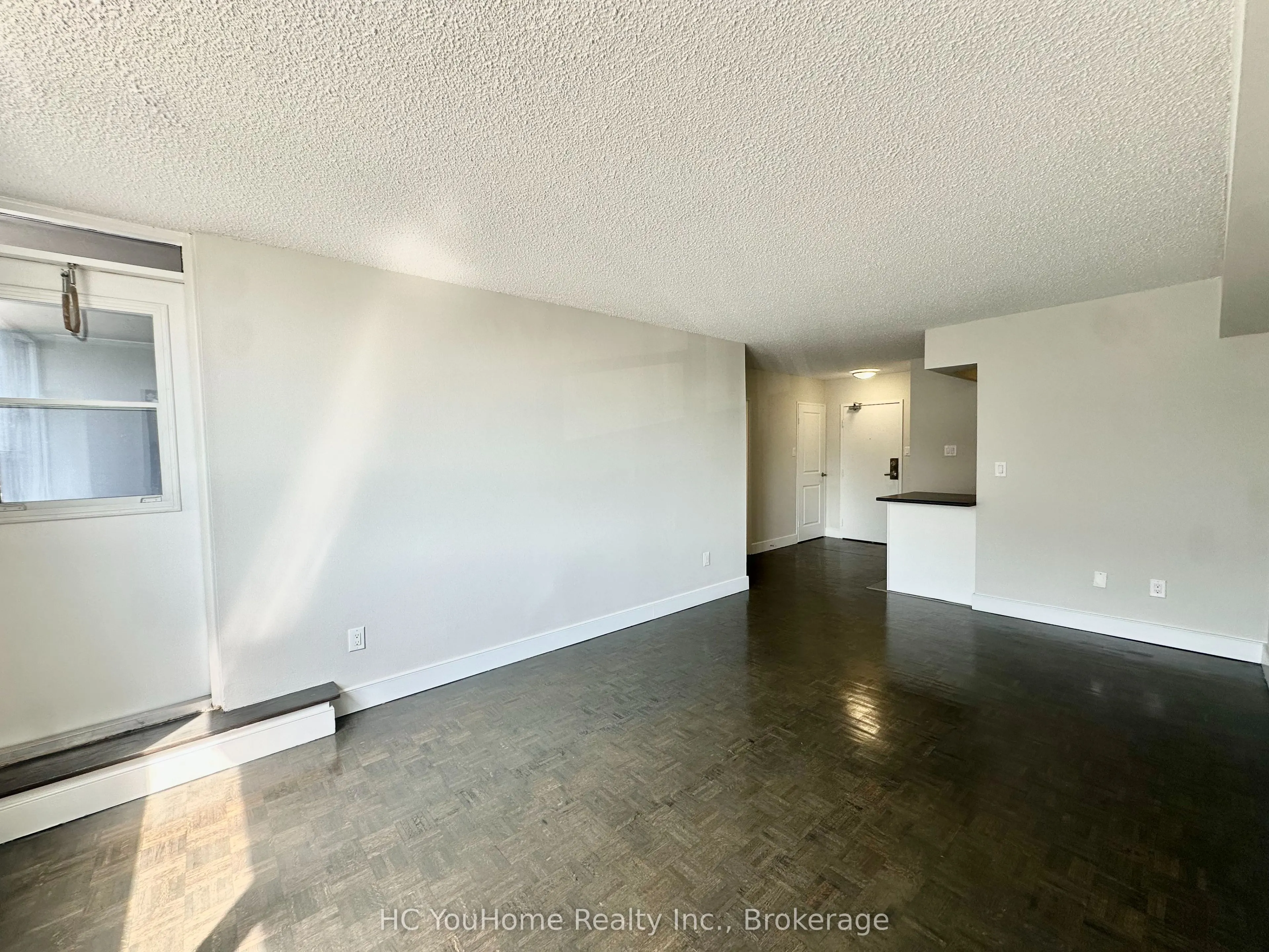 145 wellington Street W #301