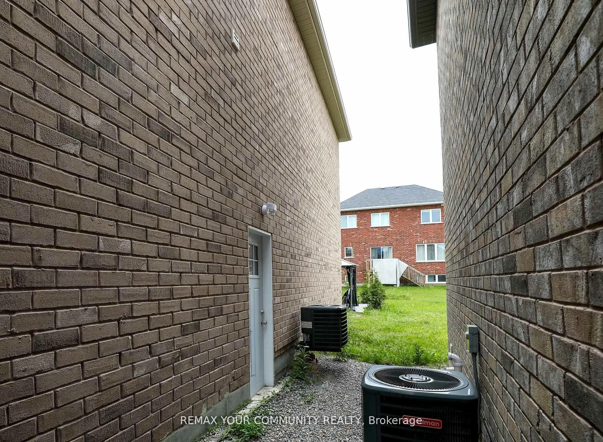 39 Kavanagh Avenue