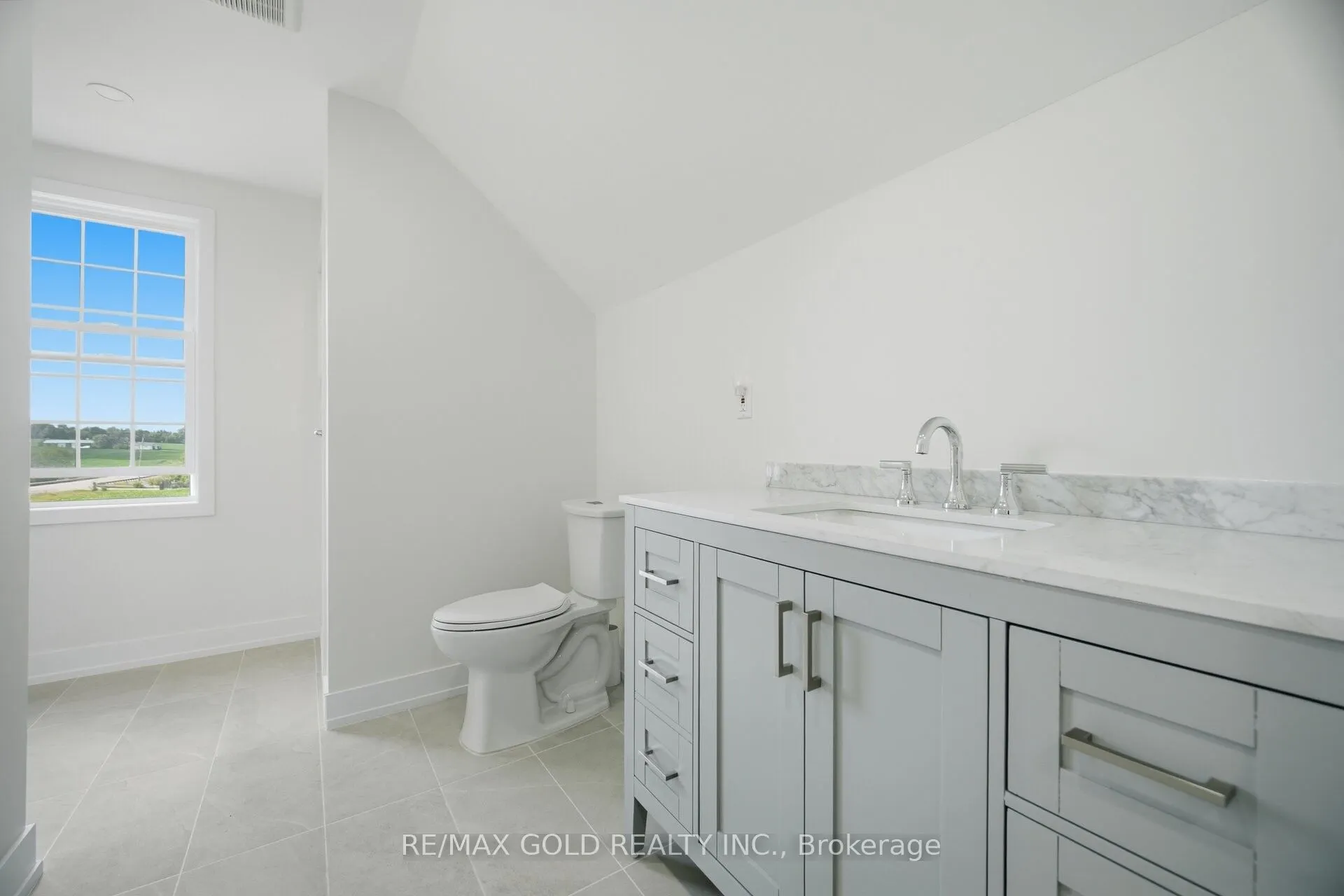 3163 County Rd 50 Road