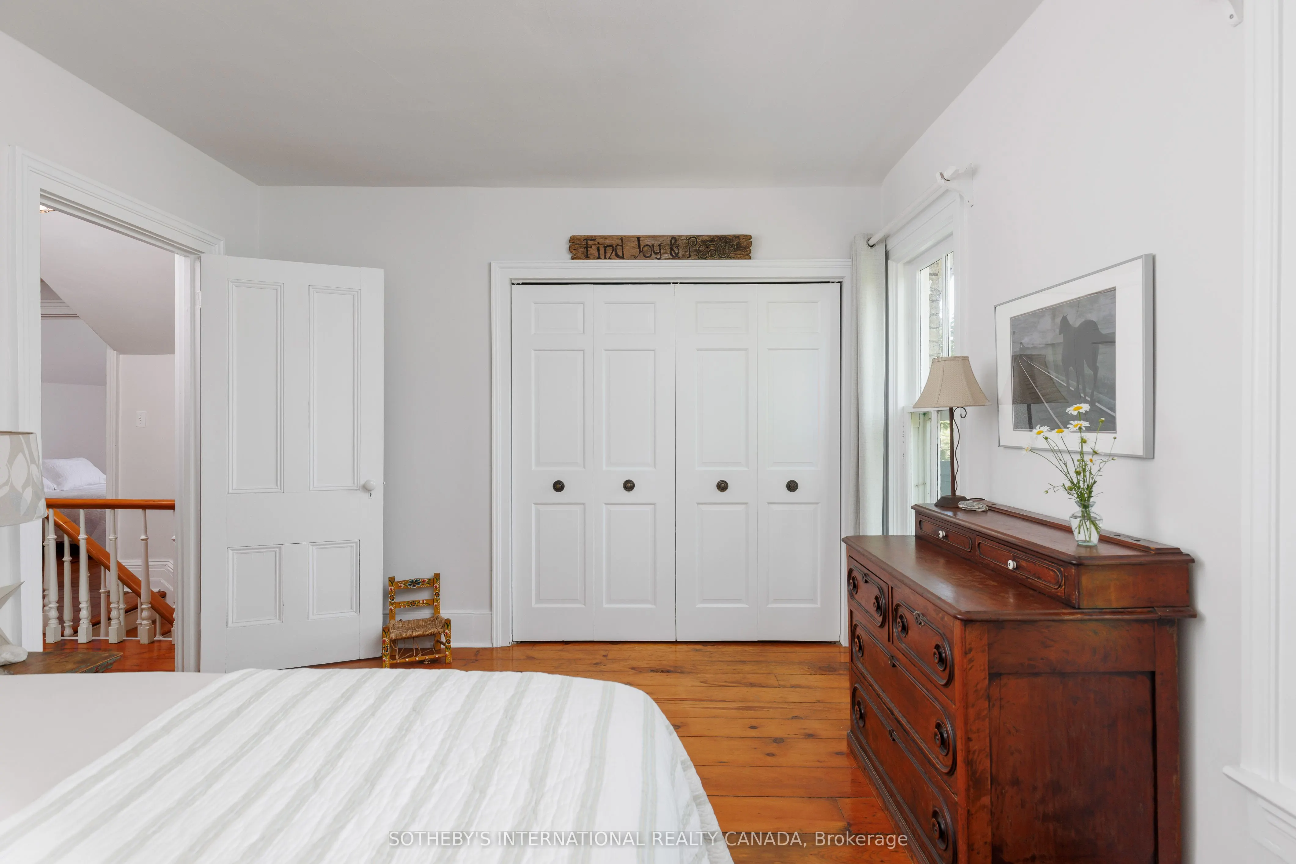 3250 Vivian Road