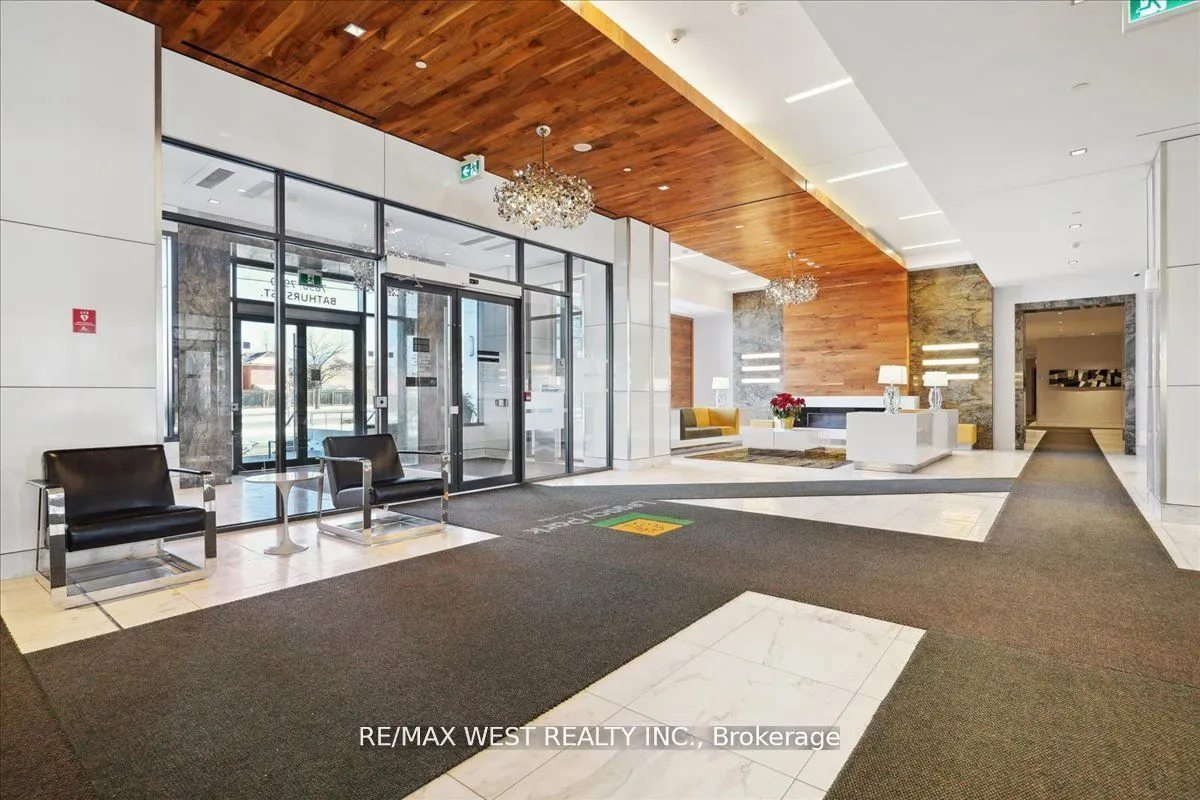 7900 Bathurst Street #714
