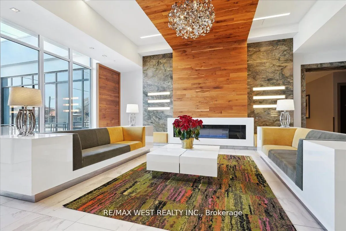 7900 Bathurst Street #714